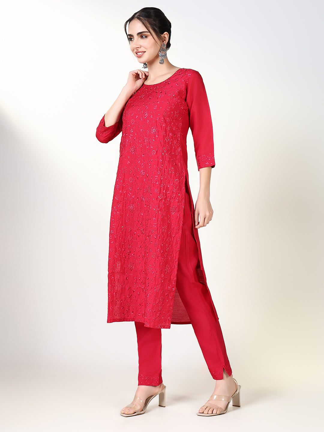 Women Floral Pink Straight Kurta Set with Dupatta