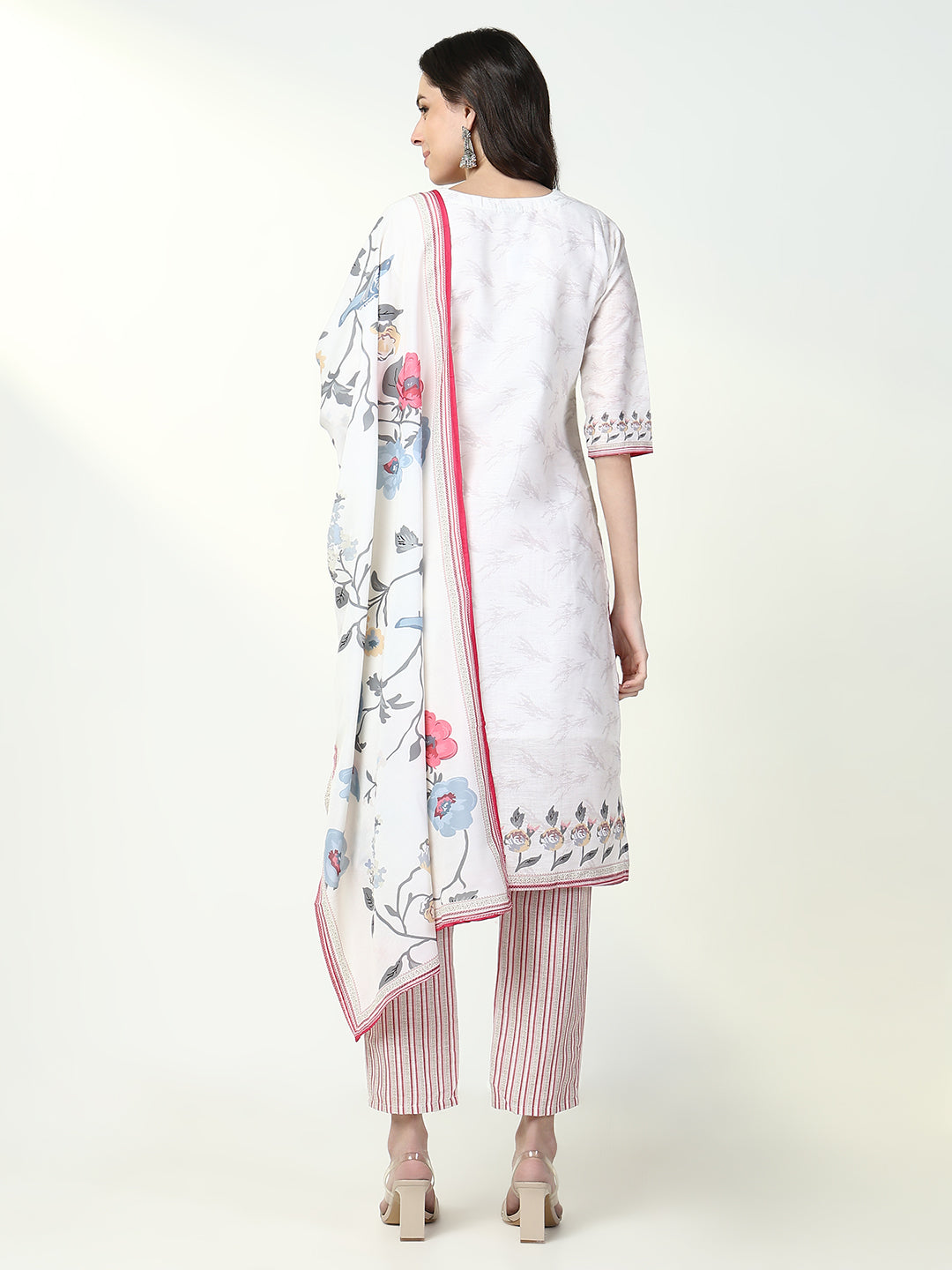 Women Floral Off White Straight Kurta Set with Dupatta