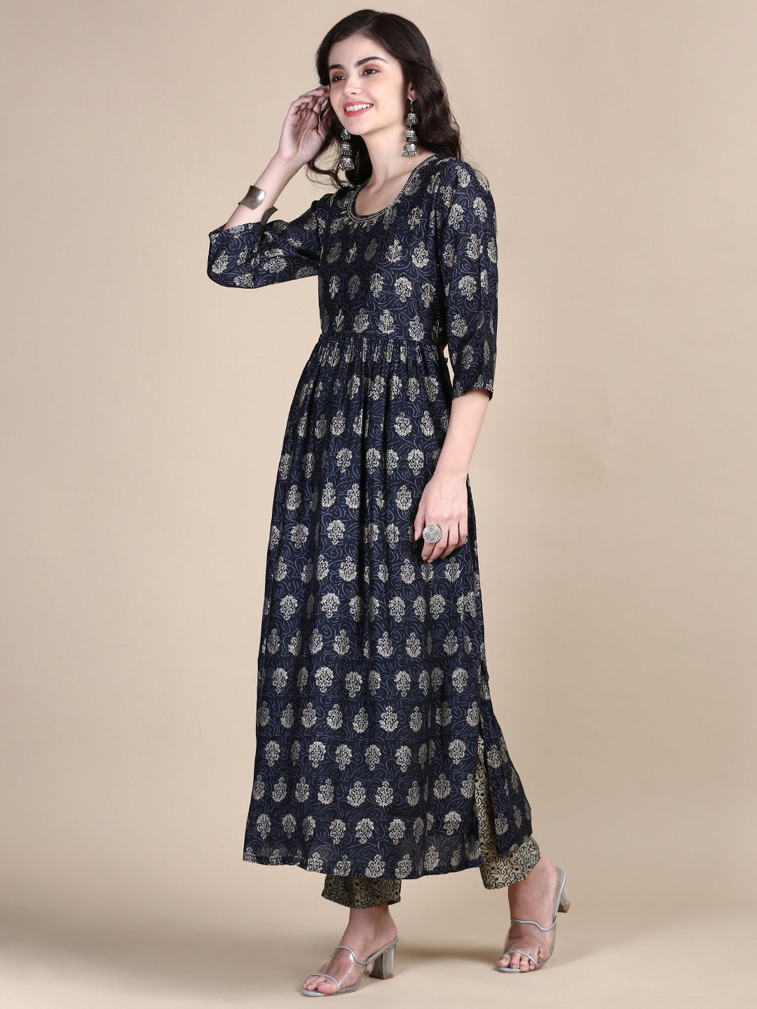 Women Floral Navy Blue A-Line Kurta Set