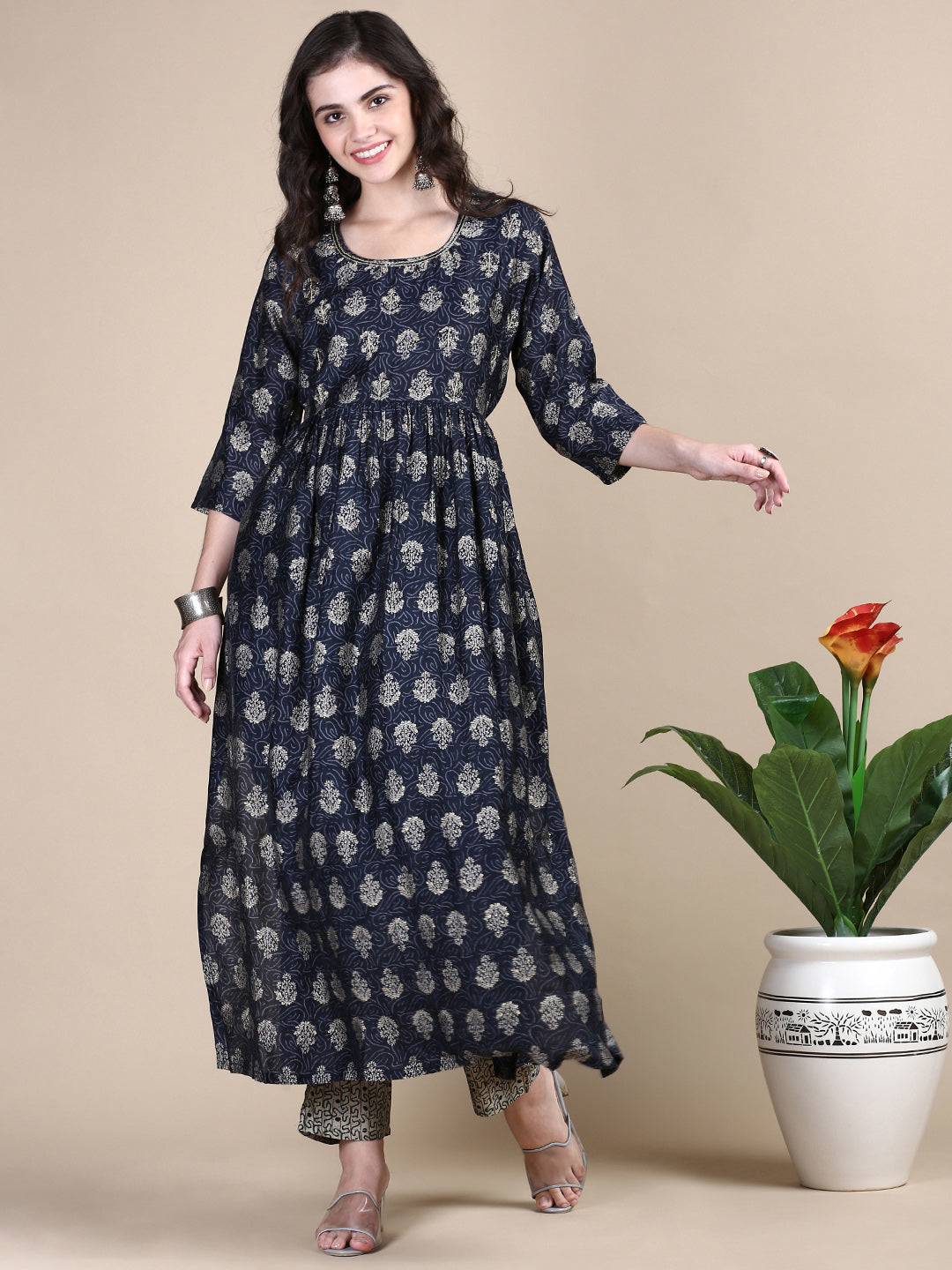 Women Floral Navy Blue A-Line Kurta Set