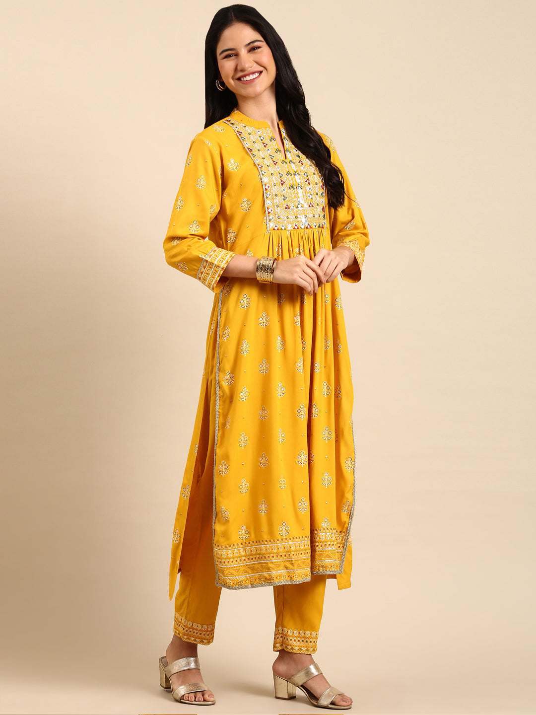 Women Graphic Yellow Anarkali Kurta Set with Dupatta