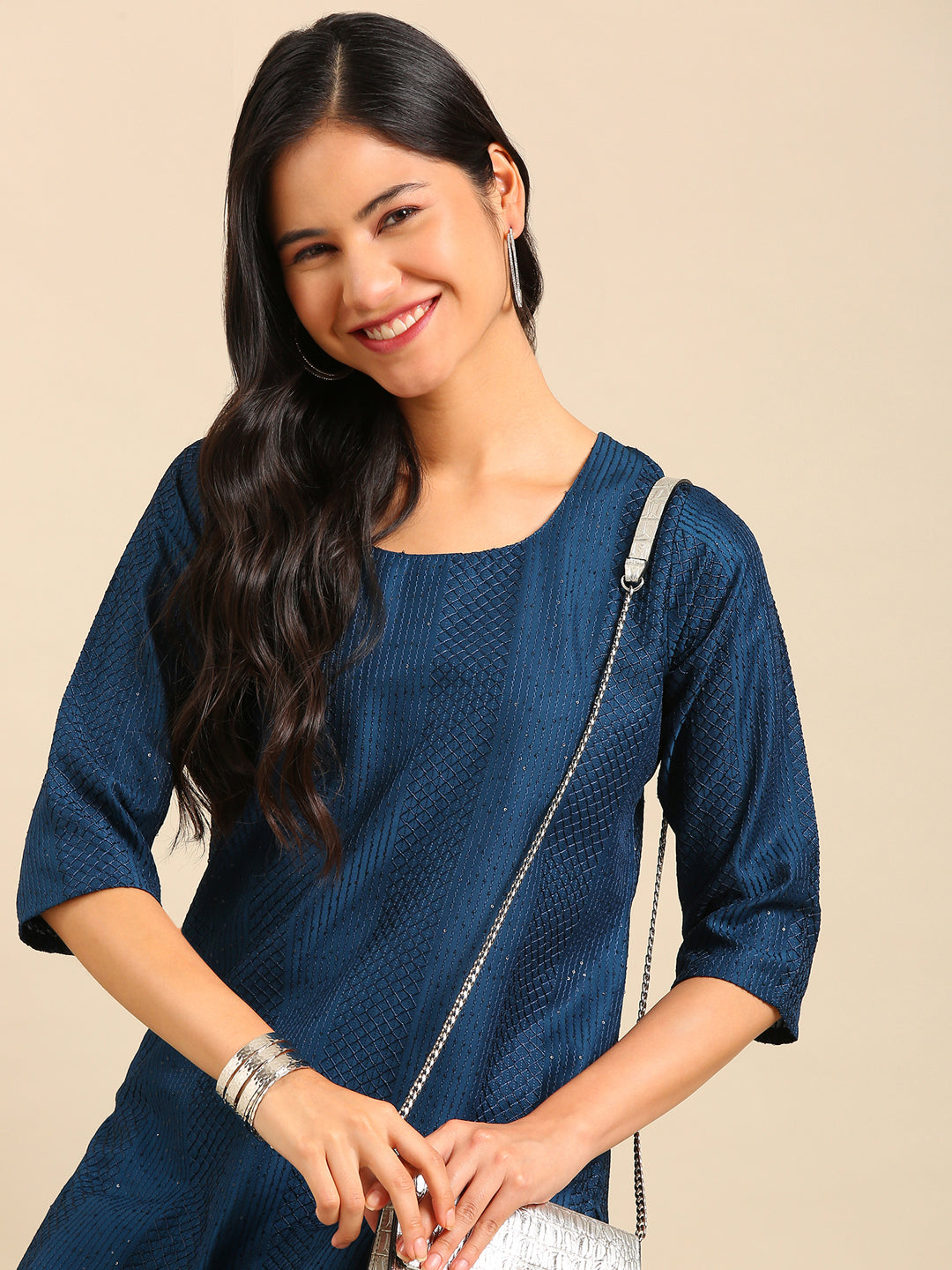 Women Solid Blue Straight Kurta Set