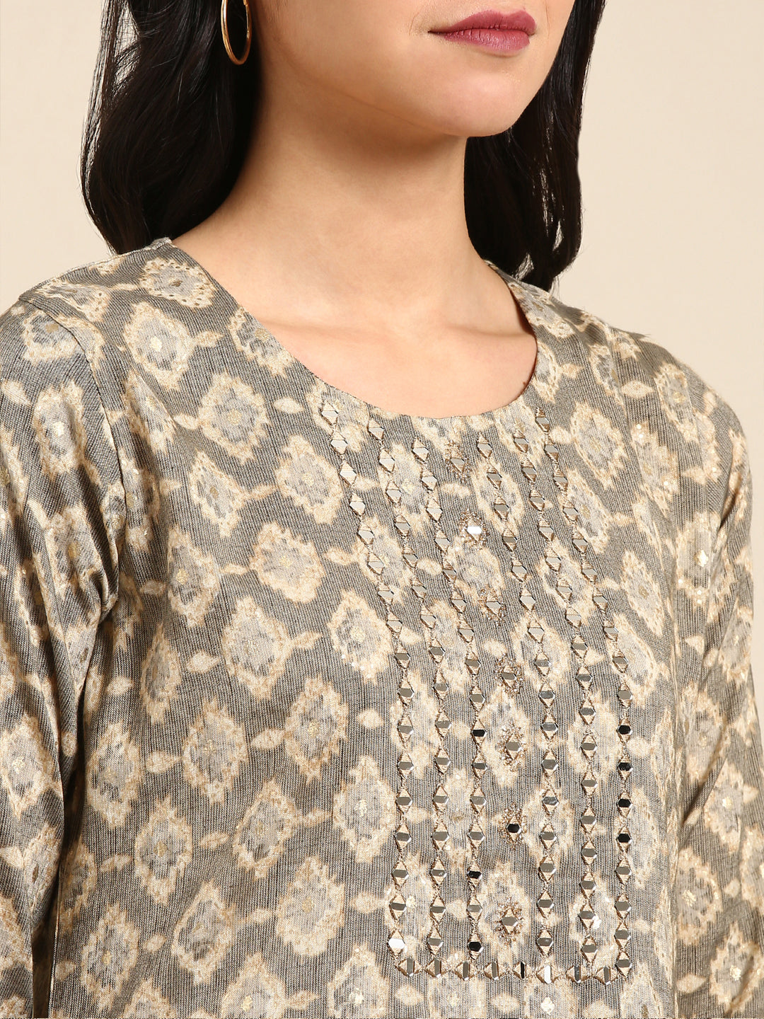 Women Graphic Grey Straight Kurta Set