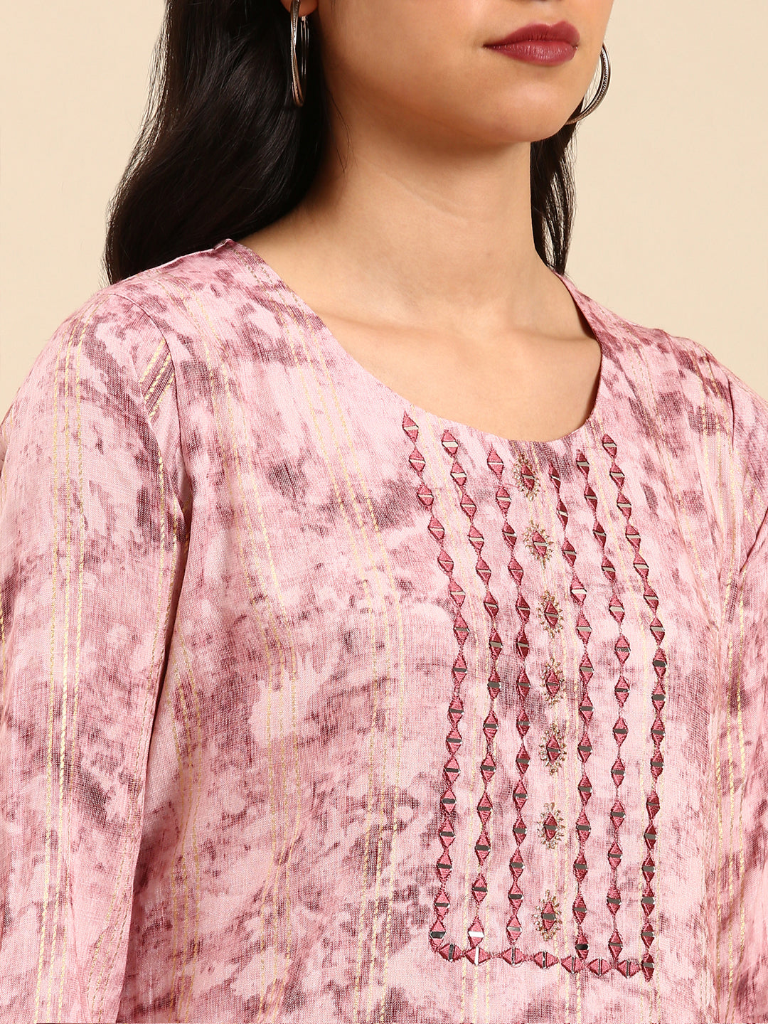 Women Abstract Peach Straight Kurta Set with Dupatta