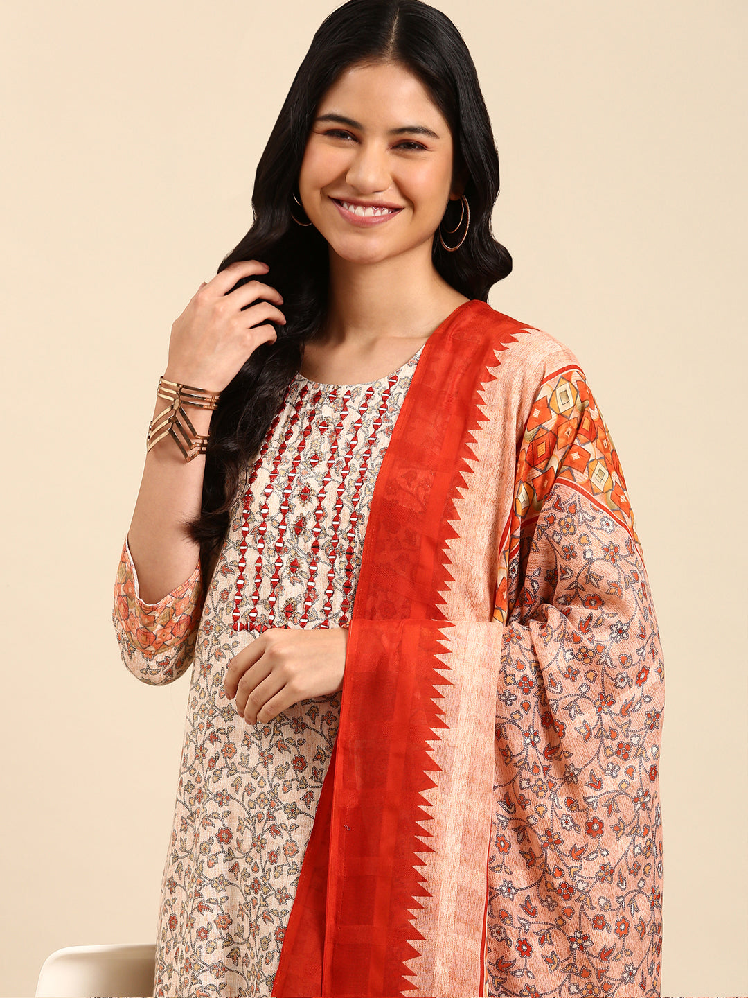 Women Floral Peach Straight Kurta Set with Dupatta