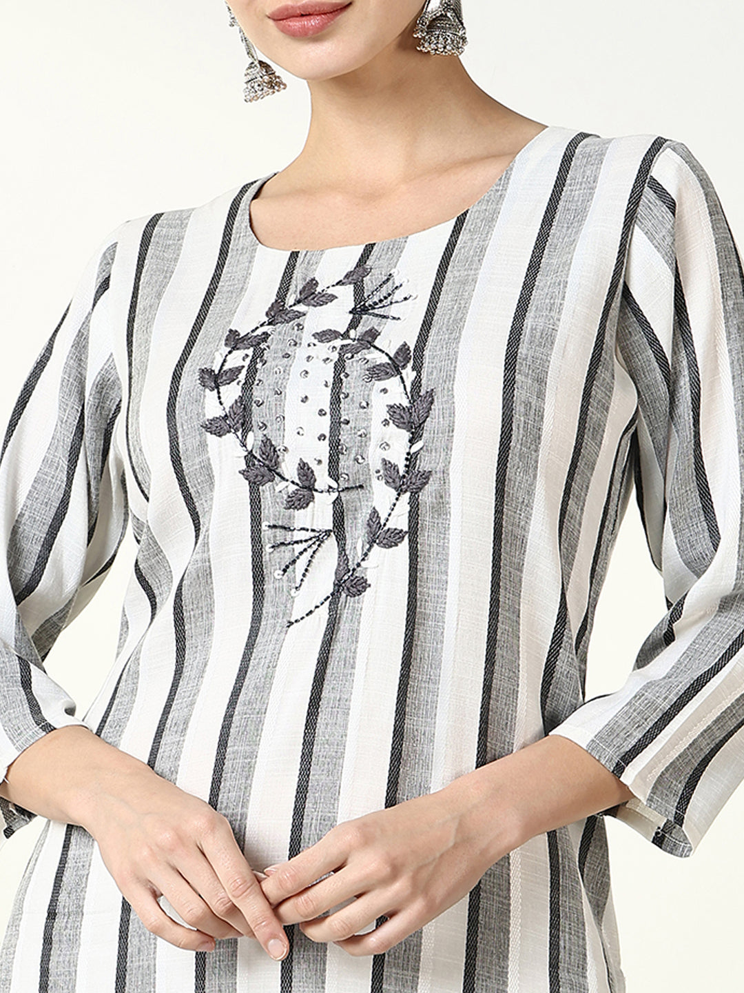 Women Grey Striped Straight Kurta