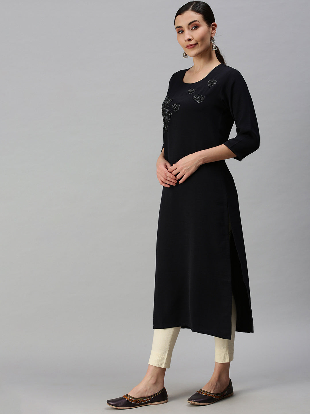 Women Solid Navy Blue Straight Kurta