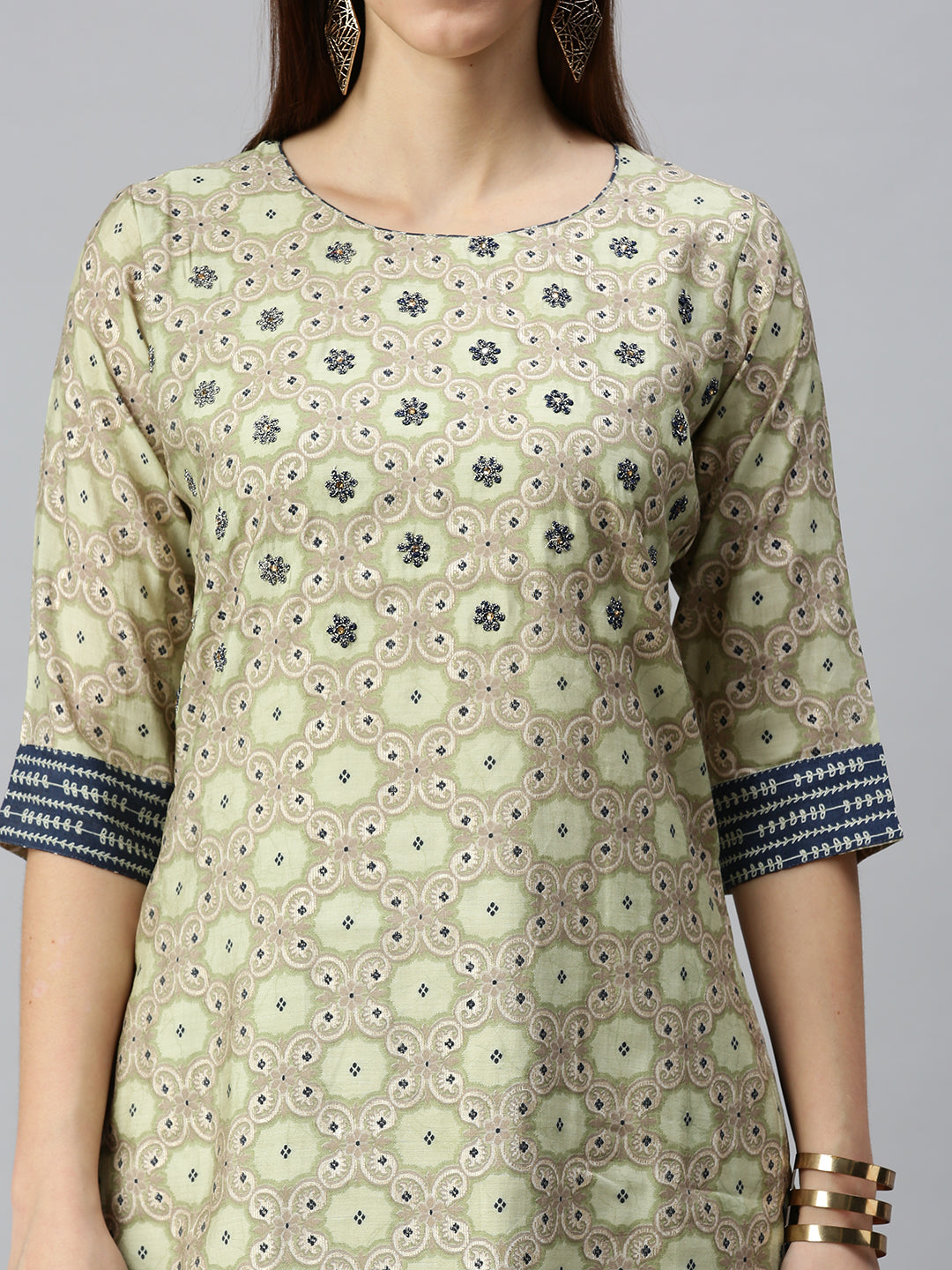 Women Straight Green Printed Kurta and Trousers