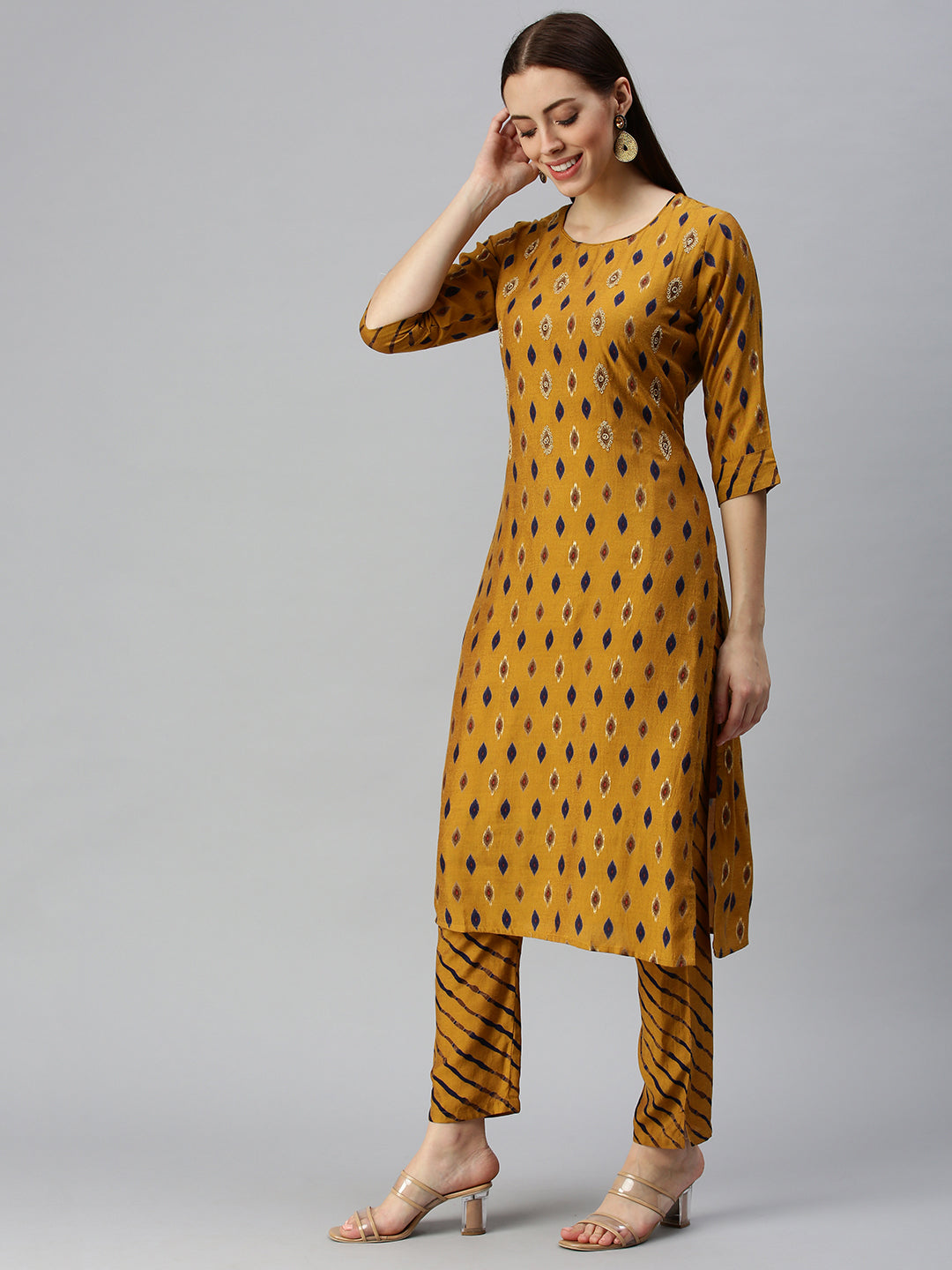 Women Straight Mustard Printed Kurta and Trousers