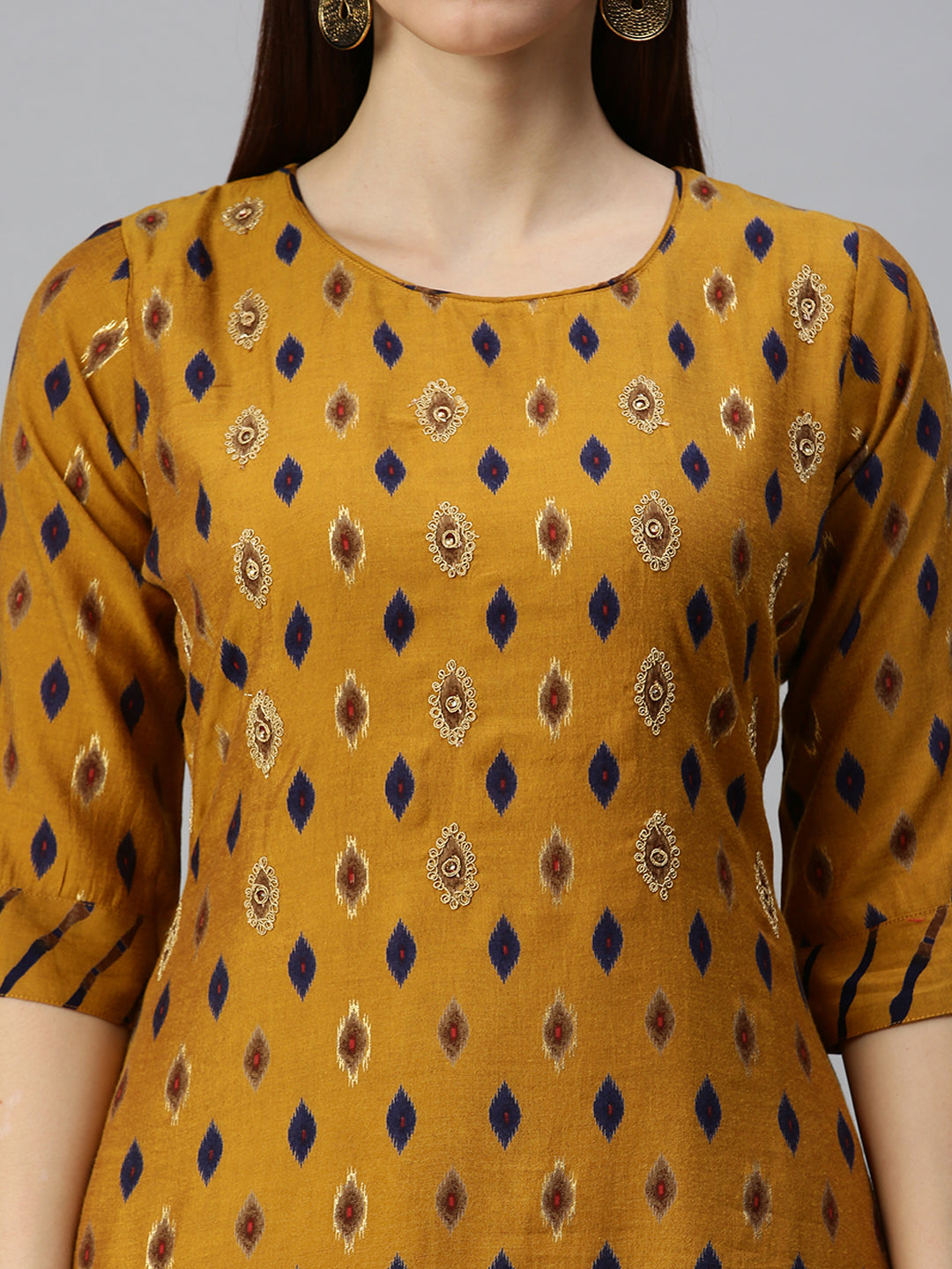 Women Straight Mustard Printed Kurta and Trousers