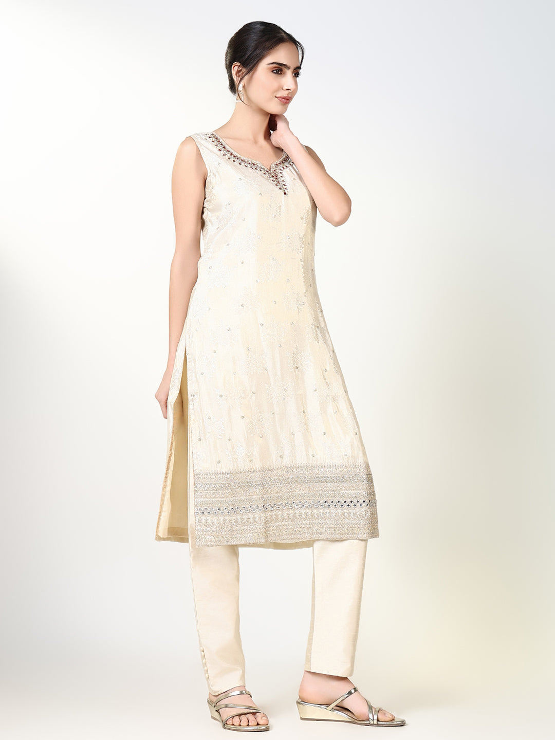 Women Solid Cream Straight Kurta Set with Dupatta