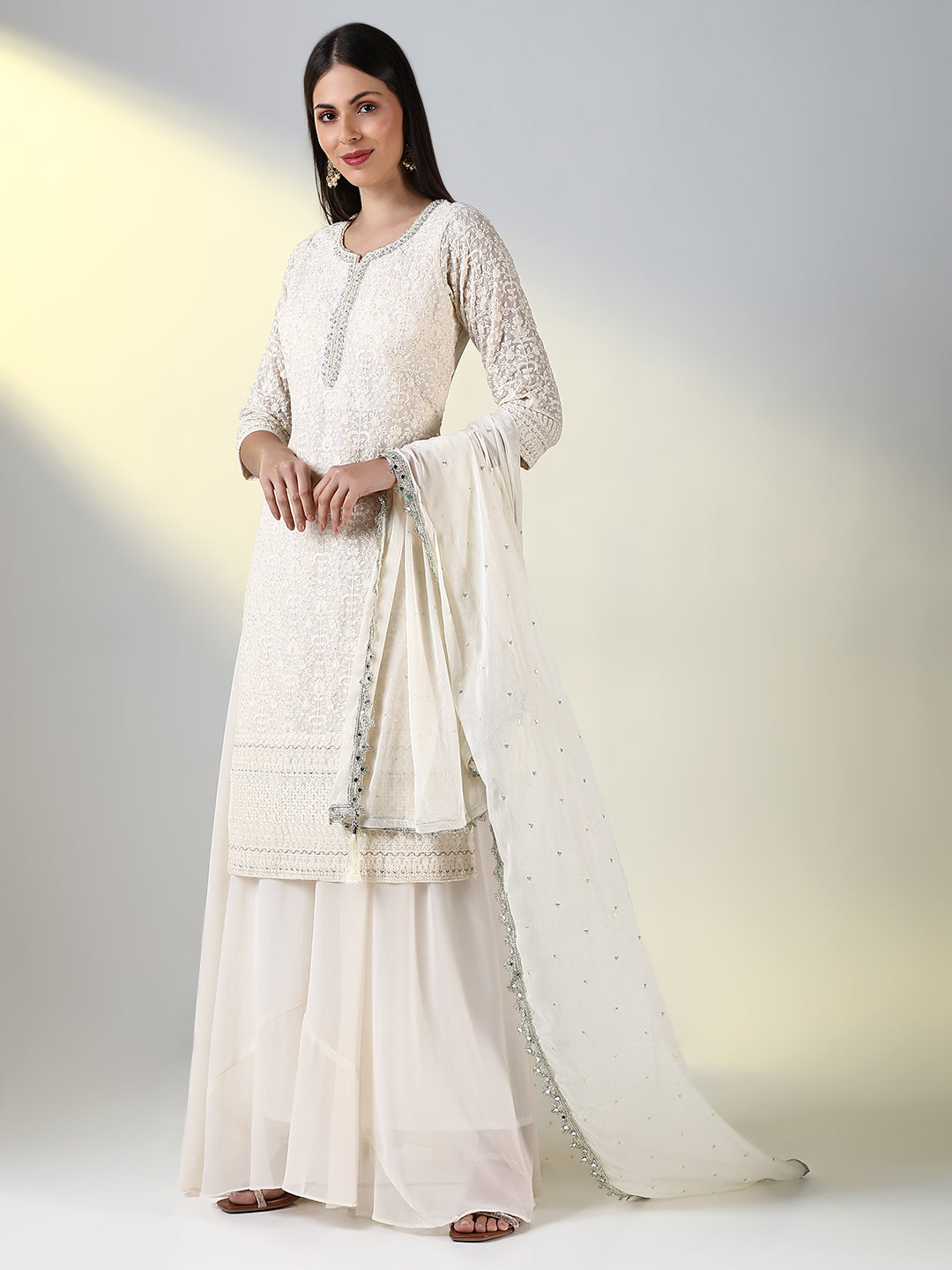 Women Cream Solid Straight Kurta Set with Dupatta