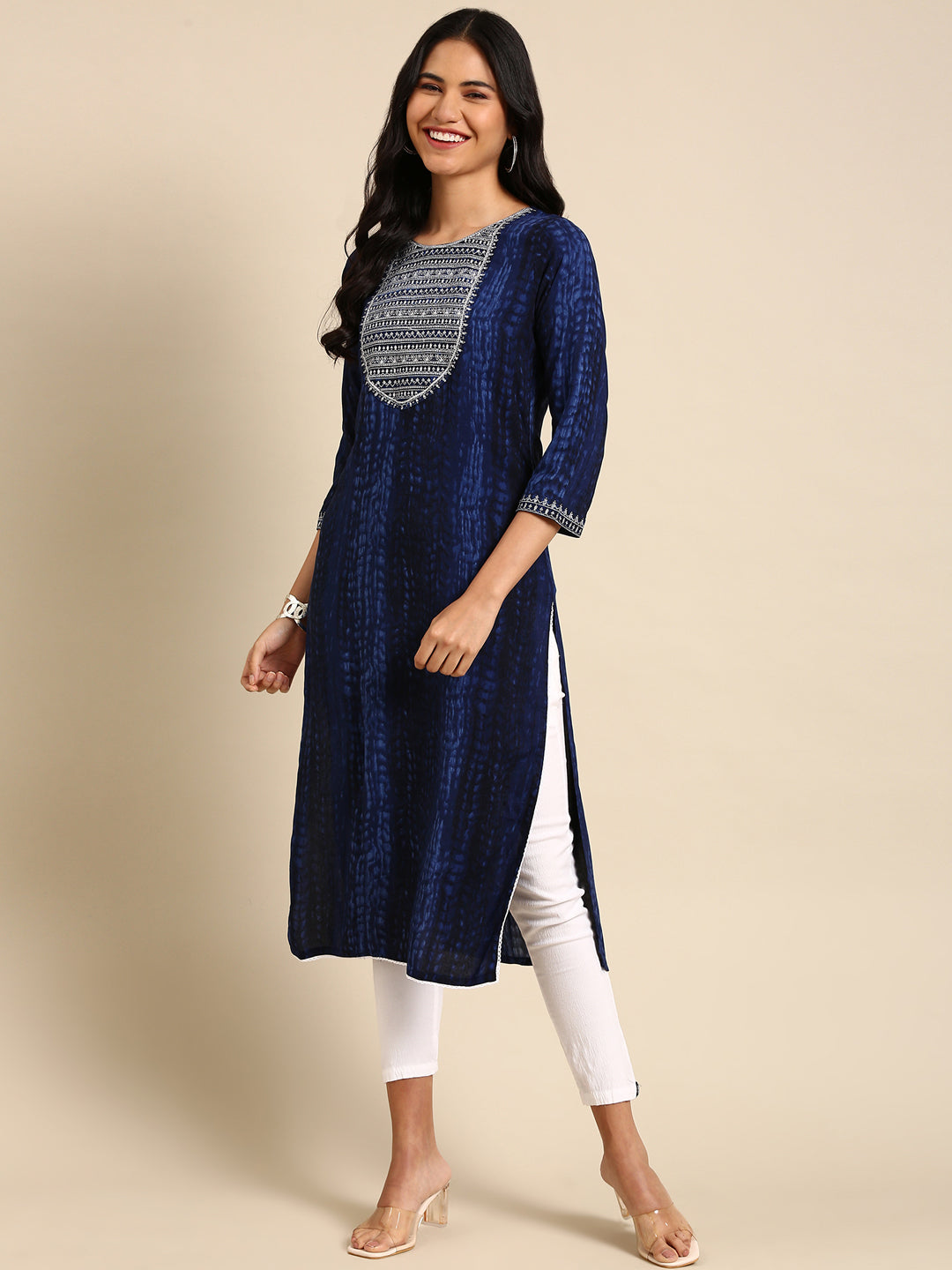 Women Yoke Design Navy Blue Straight Kurta