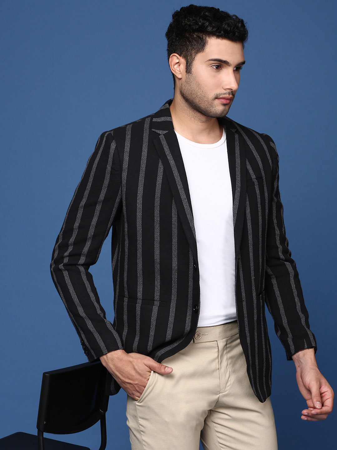 Men Black Slim Fit Single Breasted Blazer