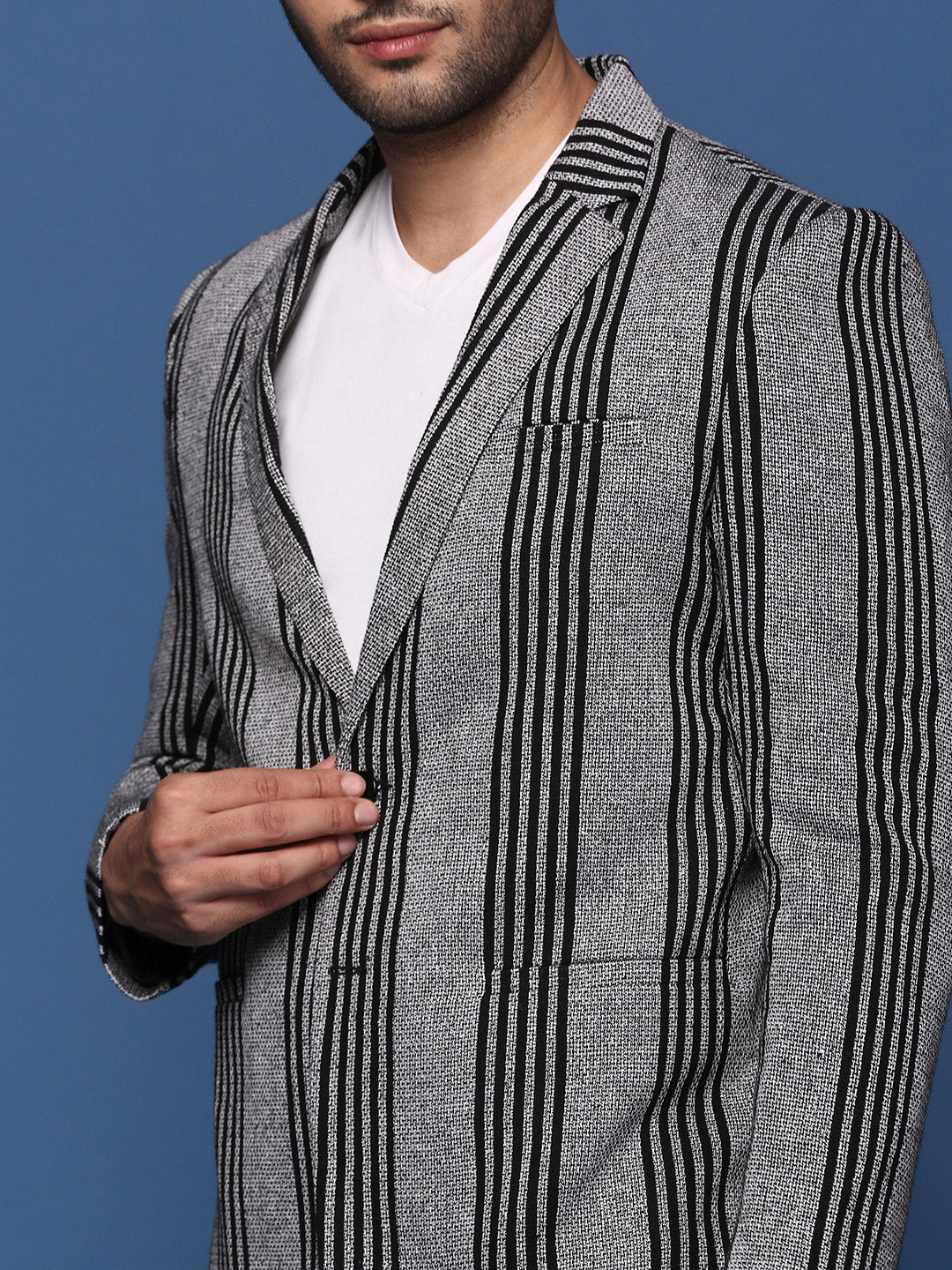 Men Grey Slim Fit Single Breasted Blazer