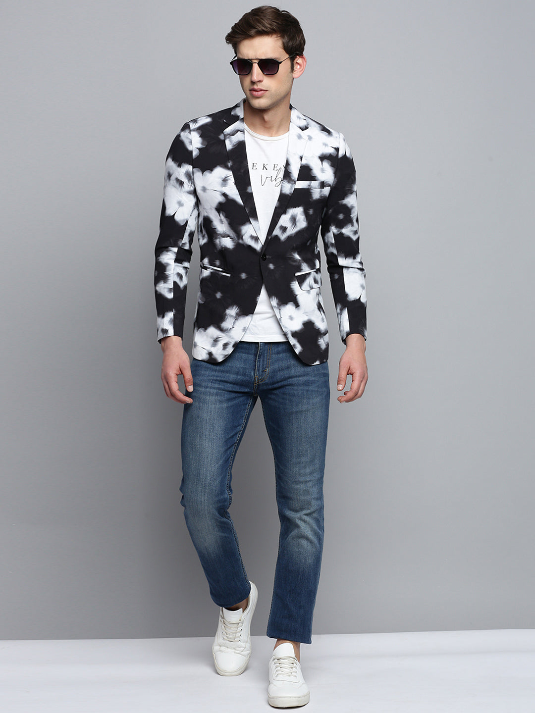 Men Black Printed Single Breasted Blazer