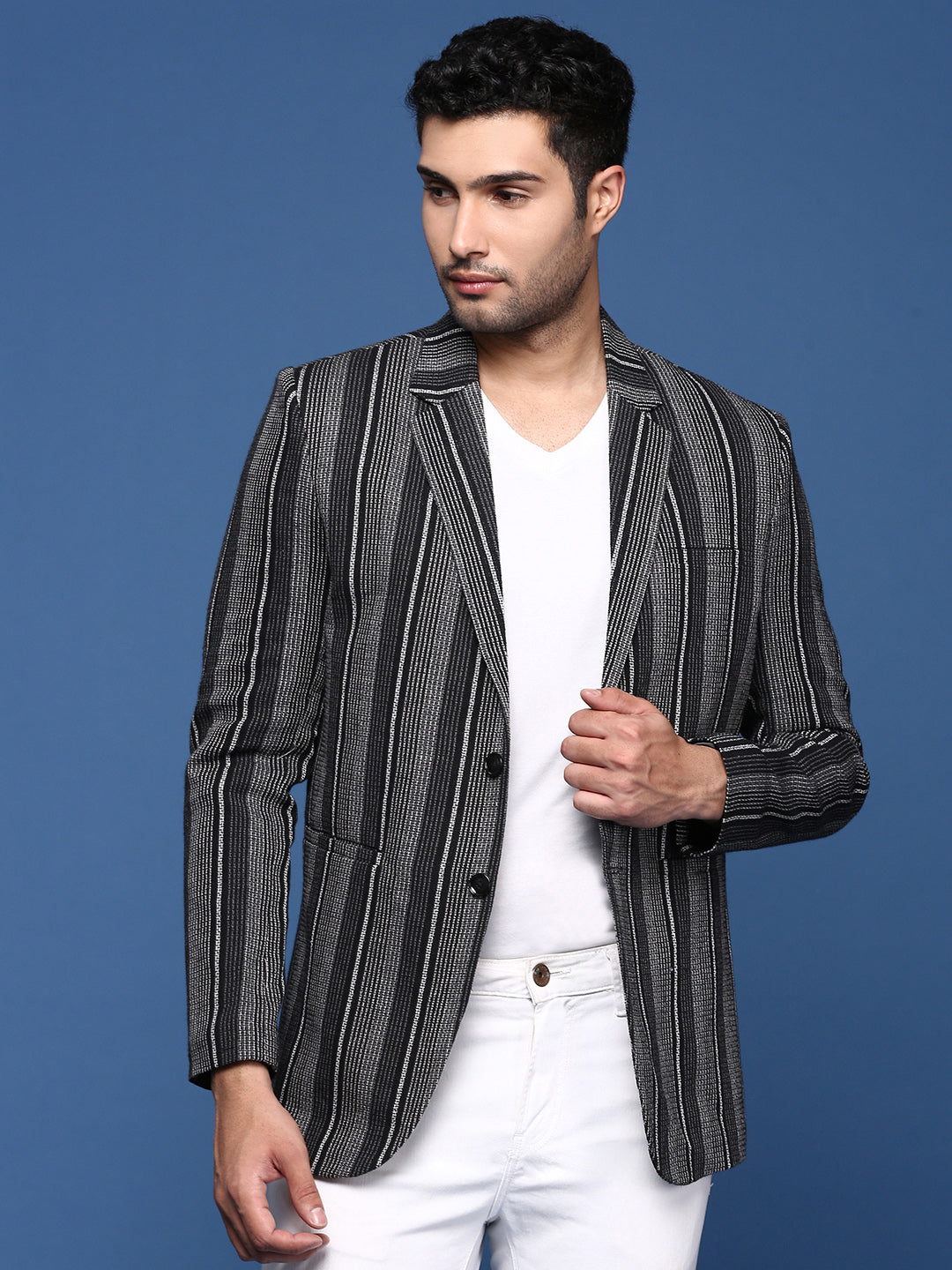 Men Black Slim Fit Single Breasted Blazer