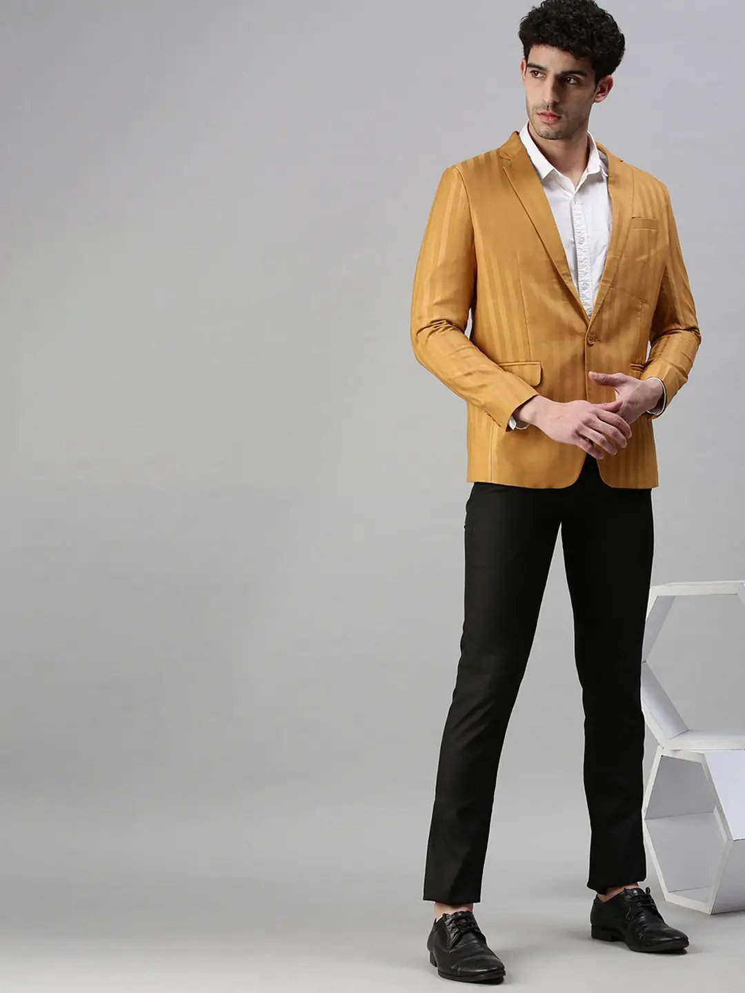 Men's Mustard Striped Slim-Fit Single-Breasted Blazer - from SHOWOFFFF
