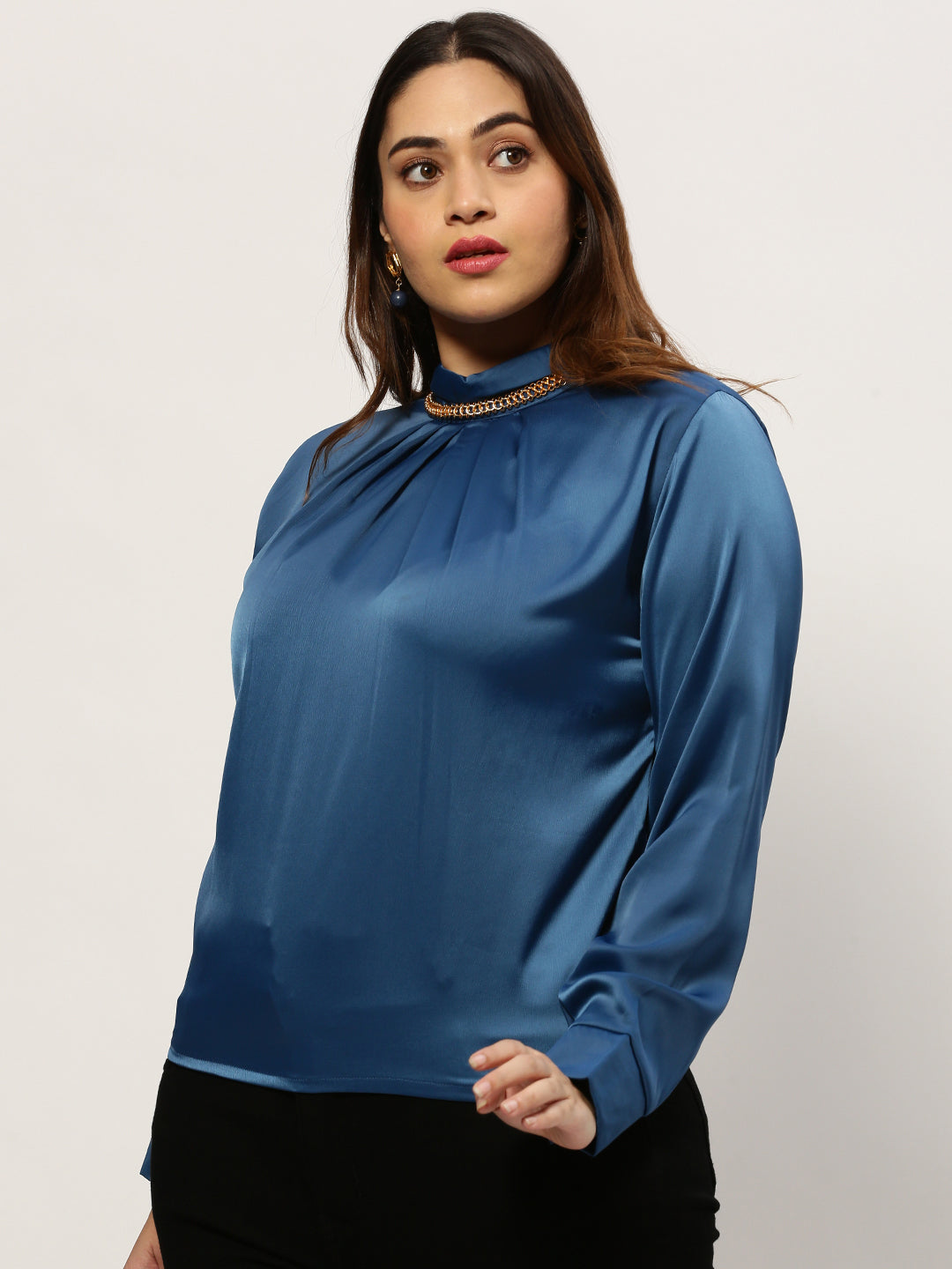 Women Solid Teal Top