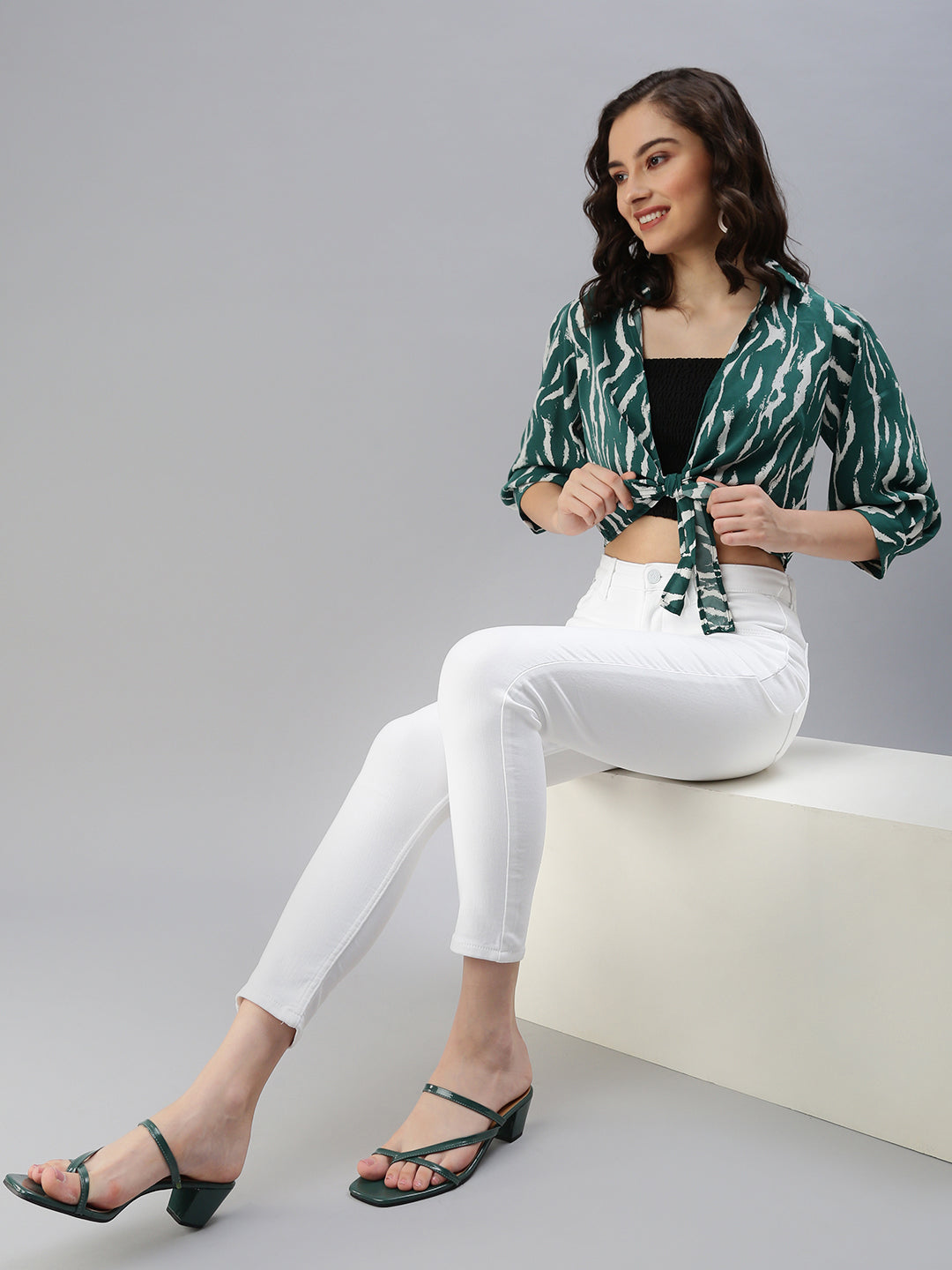 Women's Green Printed Crop Top