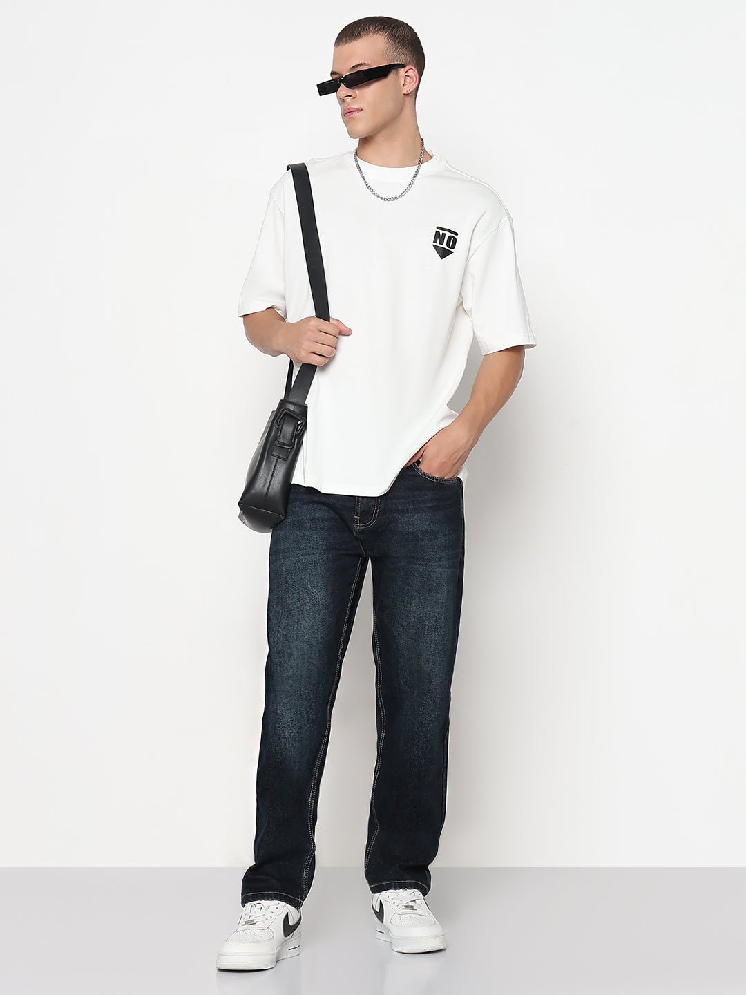 Men's Navy Blue Straight Fit Jeans