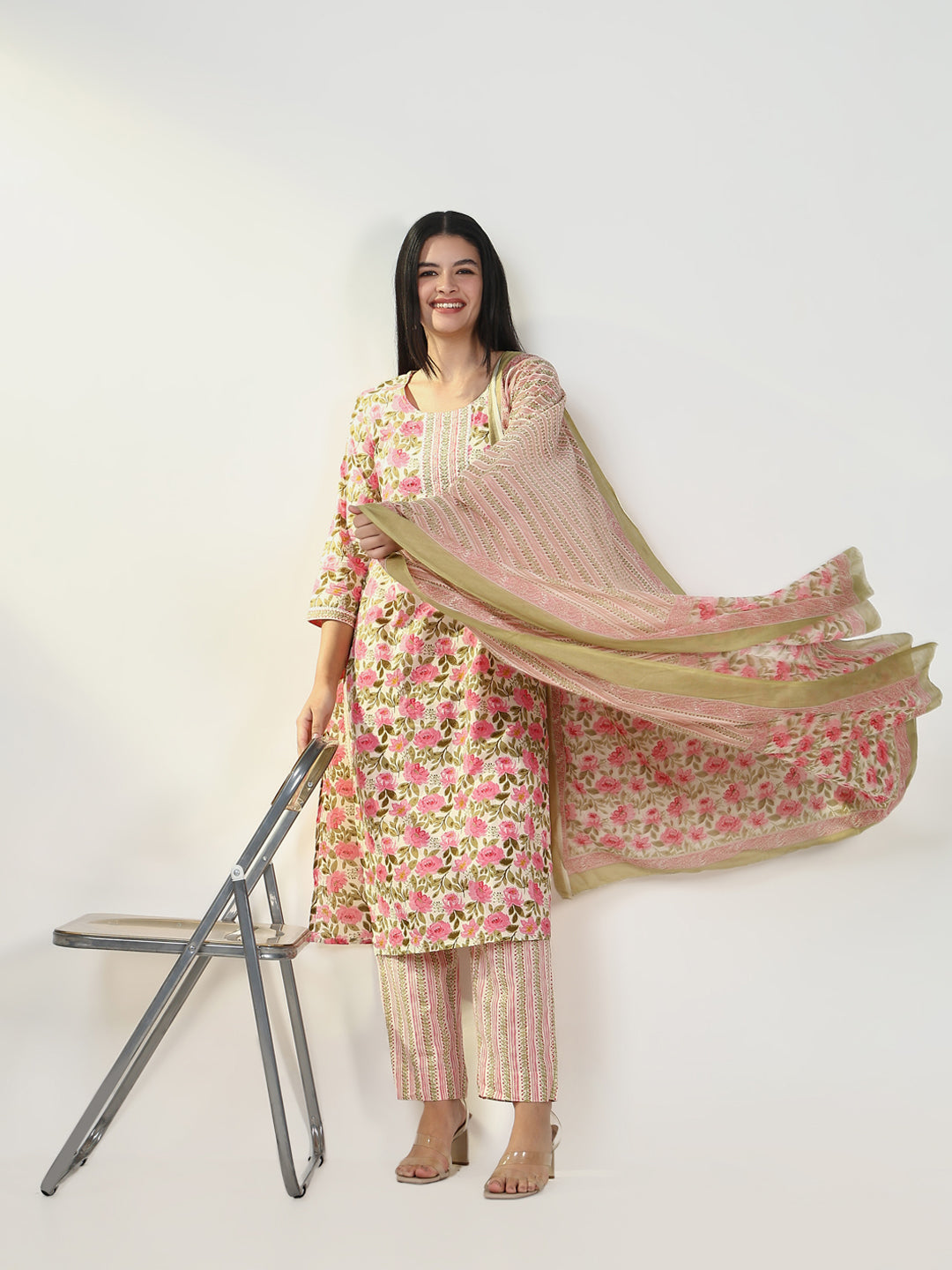 Women Floral Pink Kurta Set with Dupatta