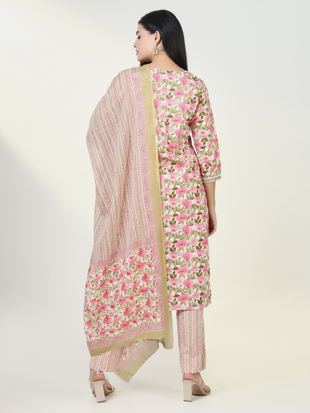 Women Floral Pink Kurta Set with Dupatta