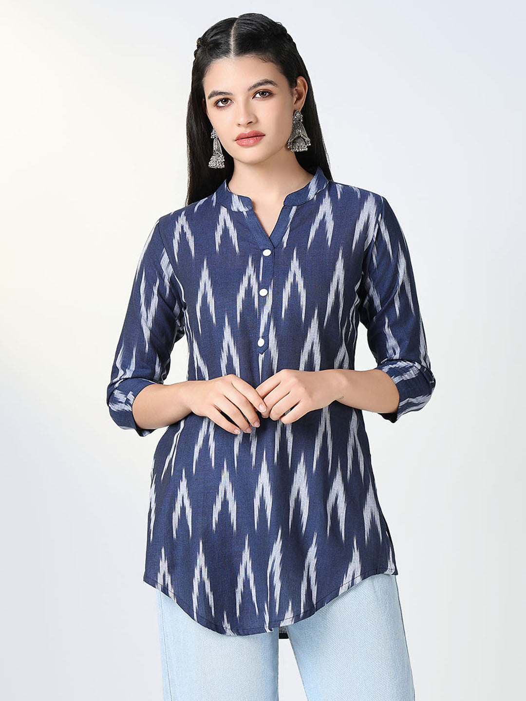 Women Cotton Navy Blue Mandarin Collar Straight Kurti