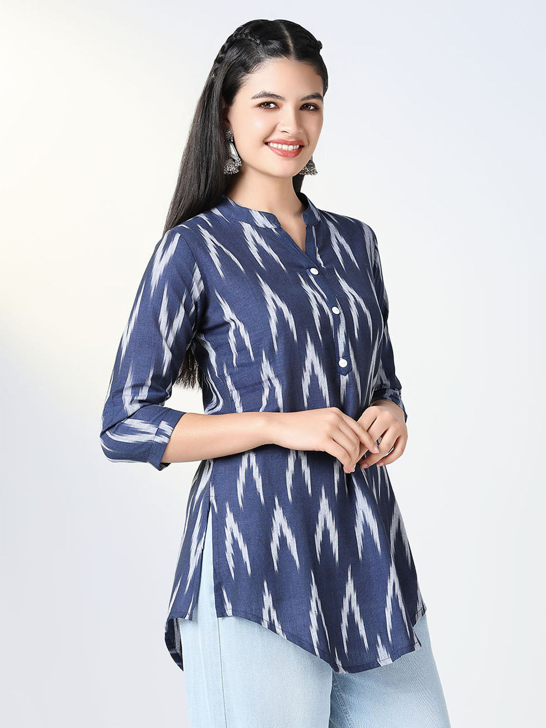 Women Cotton Navy Blue Mandarin Collar Straight Kurti