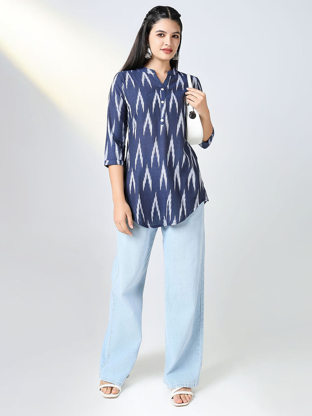 Women Cotton Navy Blue Mandarin Collar Straight Kurti