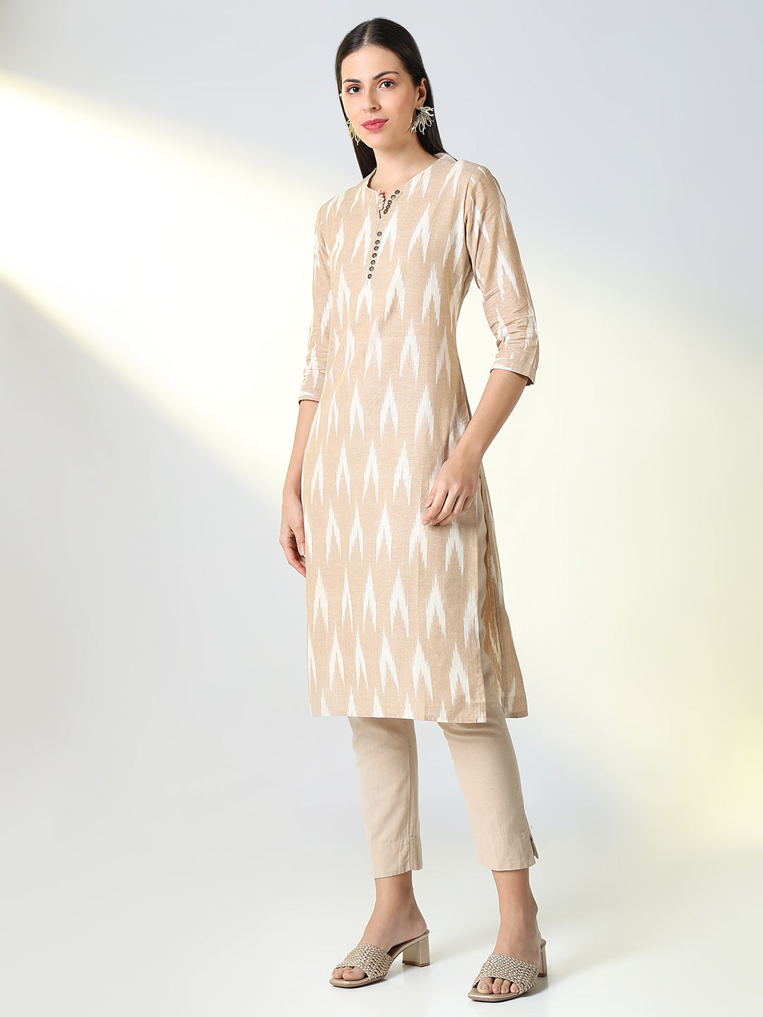 Women Beige Ethnic Motifs Straight Kurta