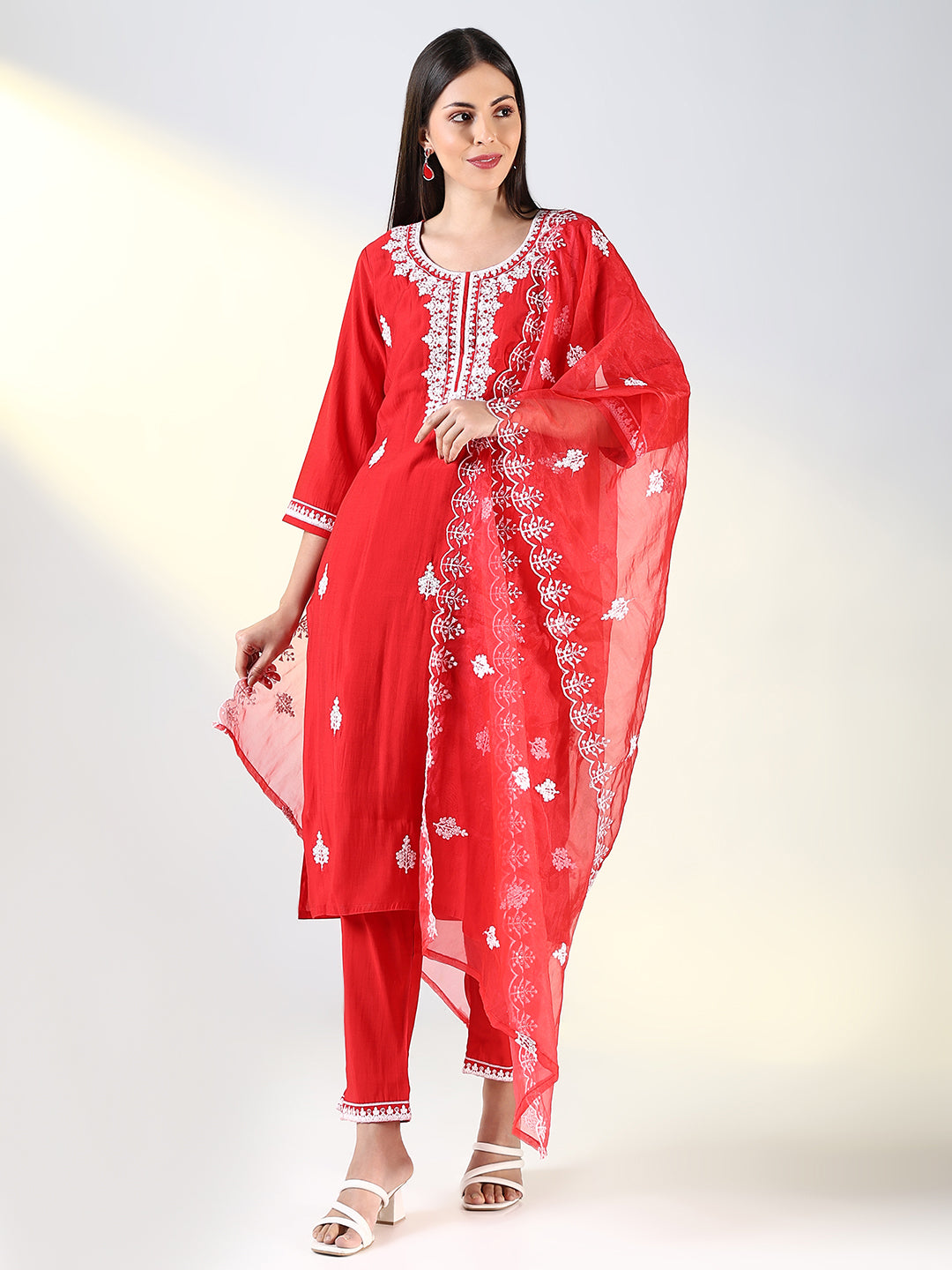 Women Red Floral Straight Kurta Set with Dupatta