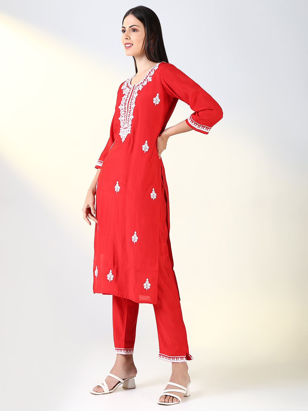 Women Red Floral Straight Kurta Set with Dupatta