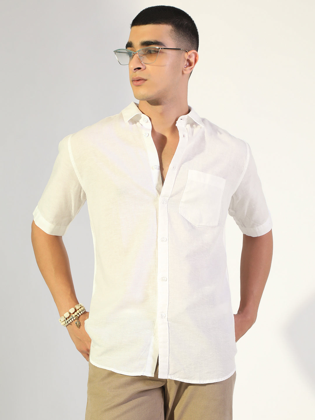 Men's White Regular Fit Short Sleeve Casual Shirt with Chest Pocket