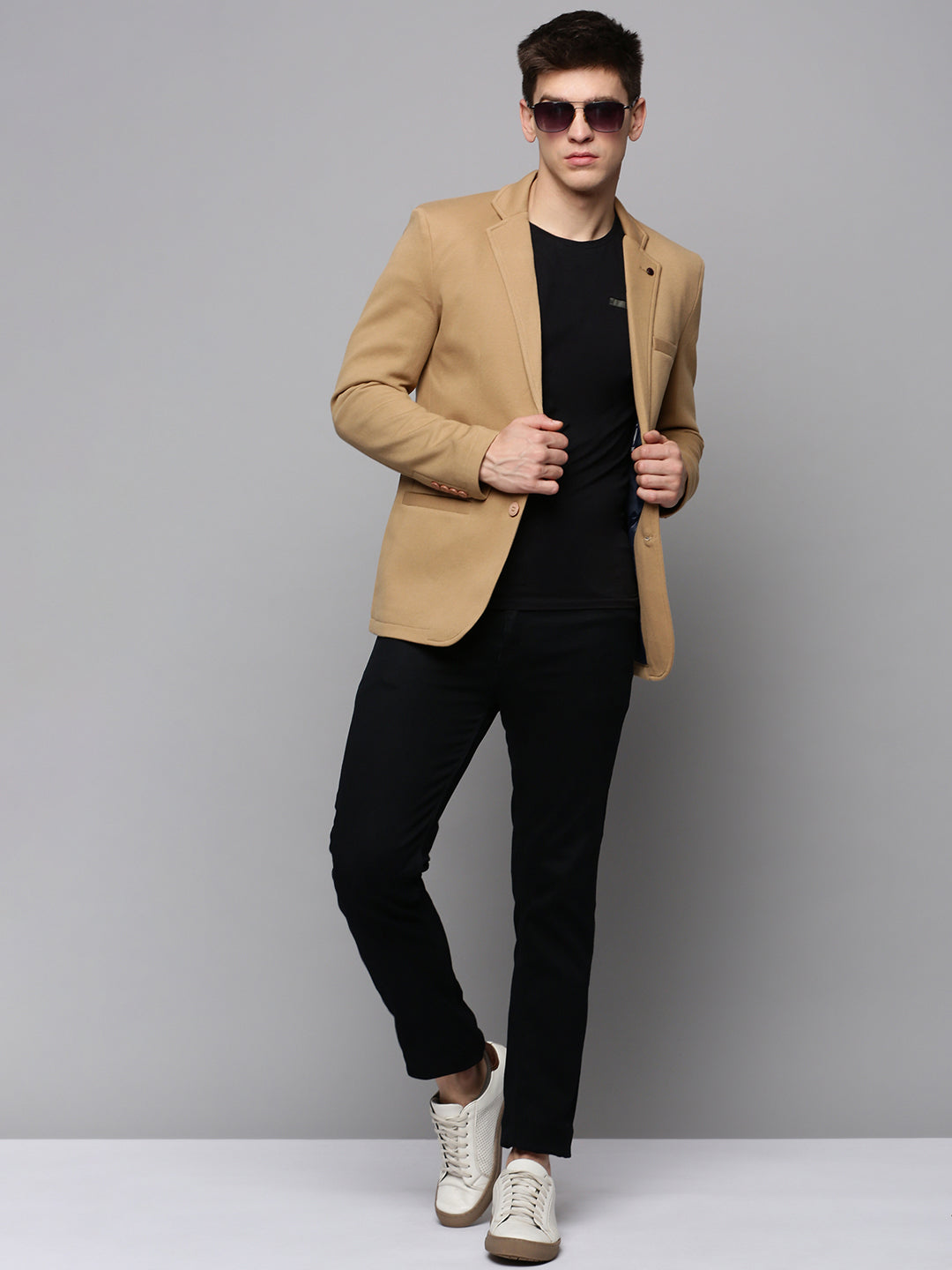 Men Brown Solid Single Breasted Blazer