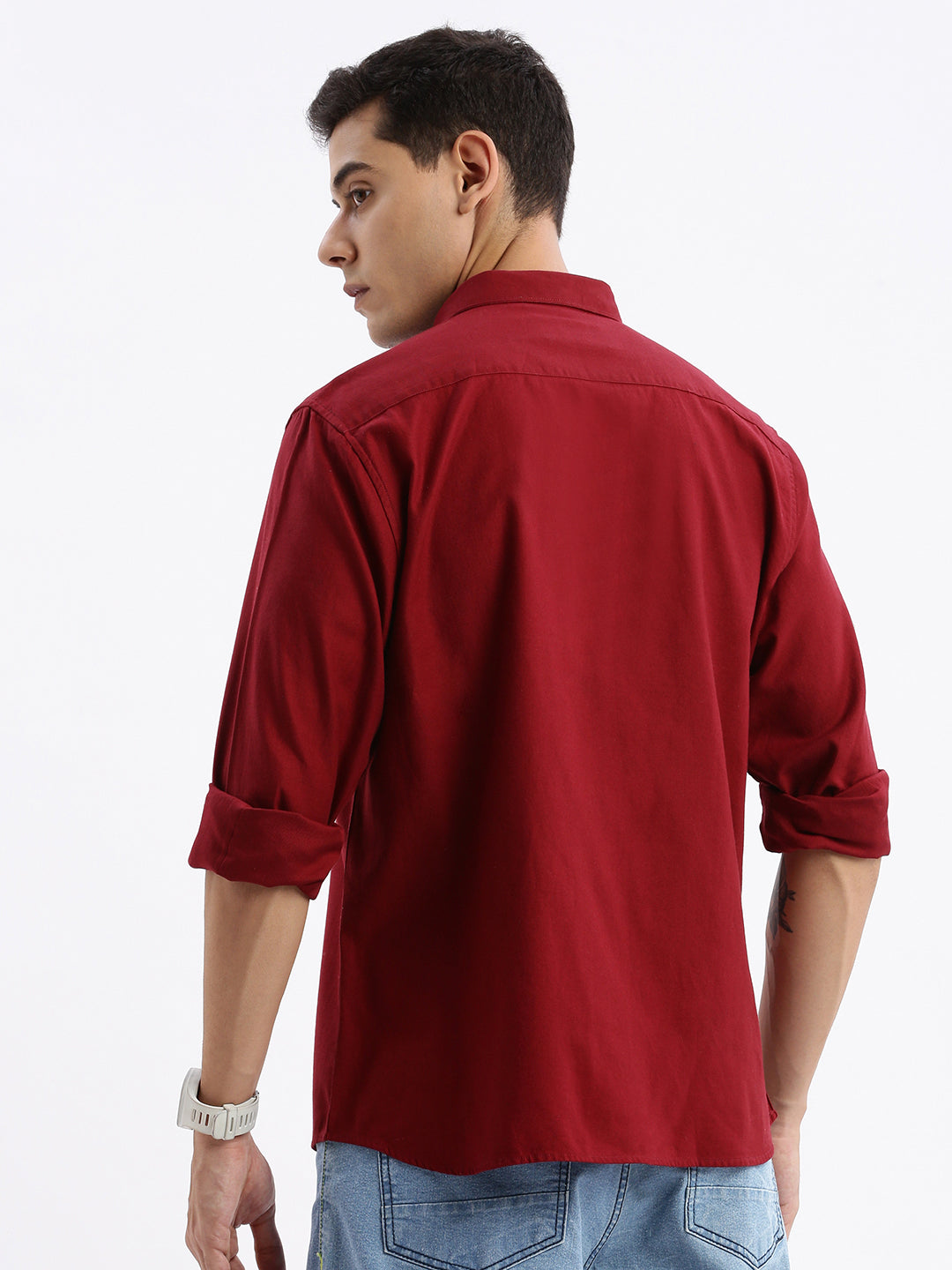 Men Spread Collar Solid Slim Fit Maroon Shirt