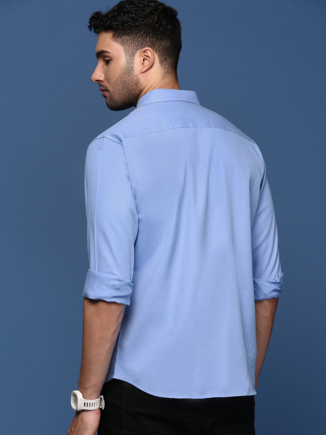 Men Solid Blue Slim Fit Shirt