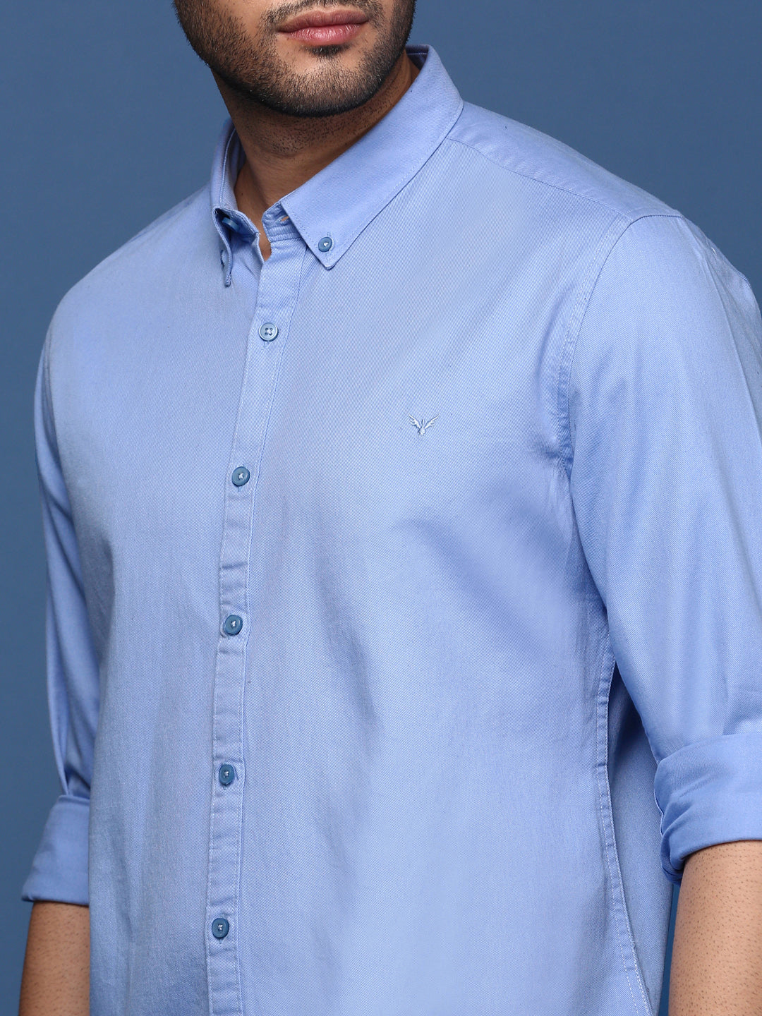 Men Solid Blue Slim Fit Shirt