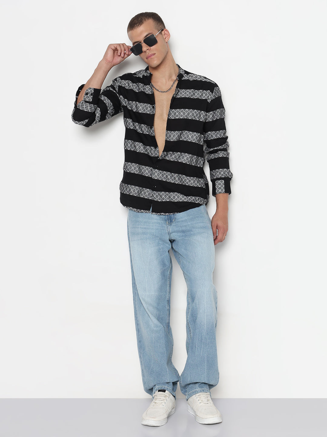 Men's Geometric Black Mandarin Collar Slim Fit Shirt