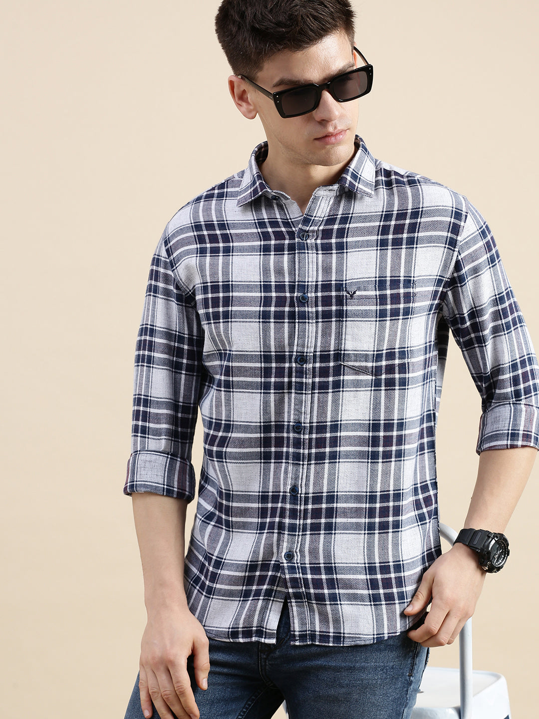 Men Spread Collar Checked Off White Shirt