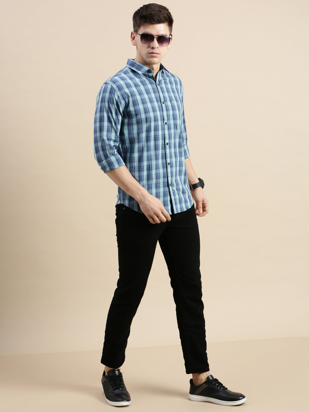 Men Spread Collar Checked Blue Shirt