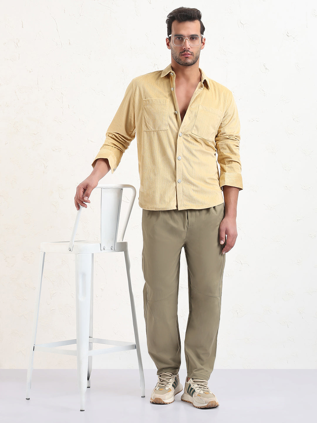 Men's Yellow Solid Slim Fit Shacket