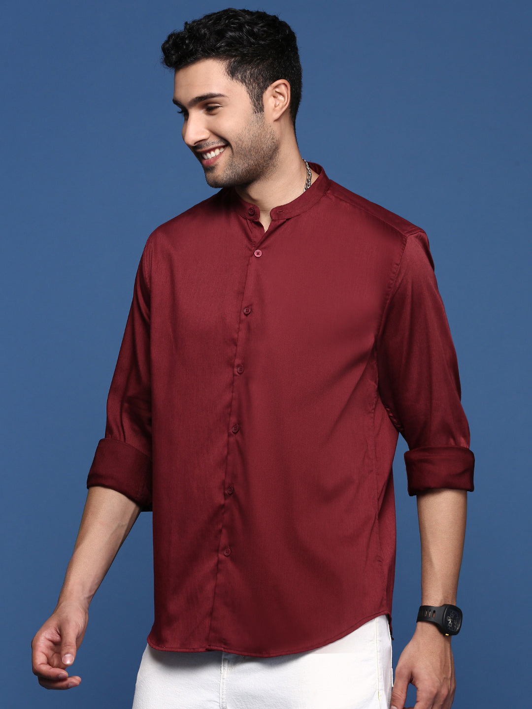 Men Mandarin Collar Solid Maroon Slim Fit Shirt