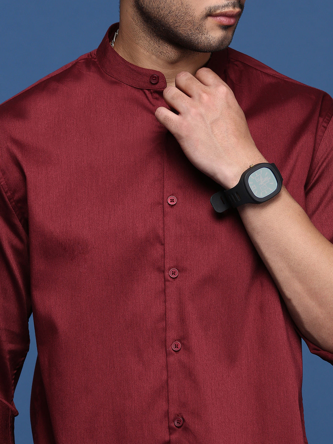 Men Mandarin Collar Solid Maroon Slim Fit Shirt