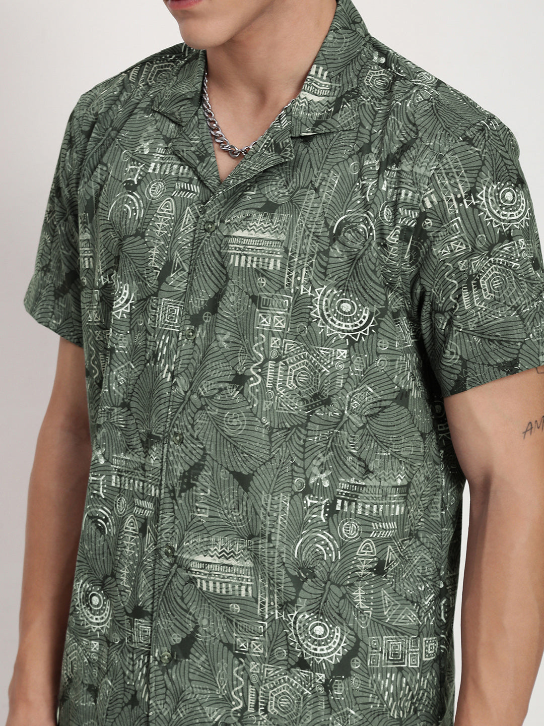 Men's Abstract Green Cuban Collar Short Sleeves Shirt