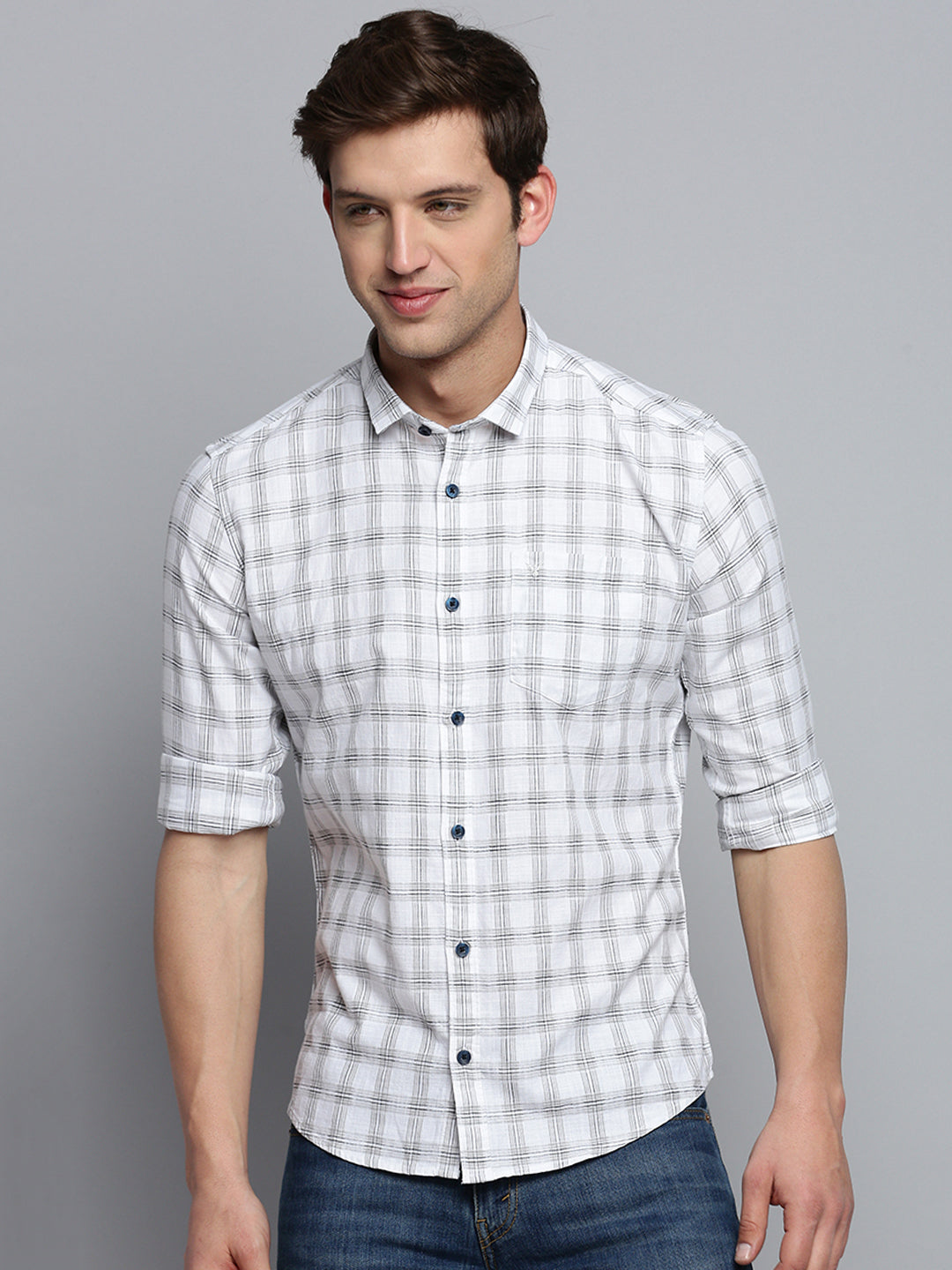 Men Spread Collar Checked White Shirt