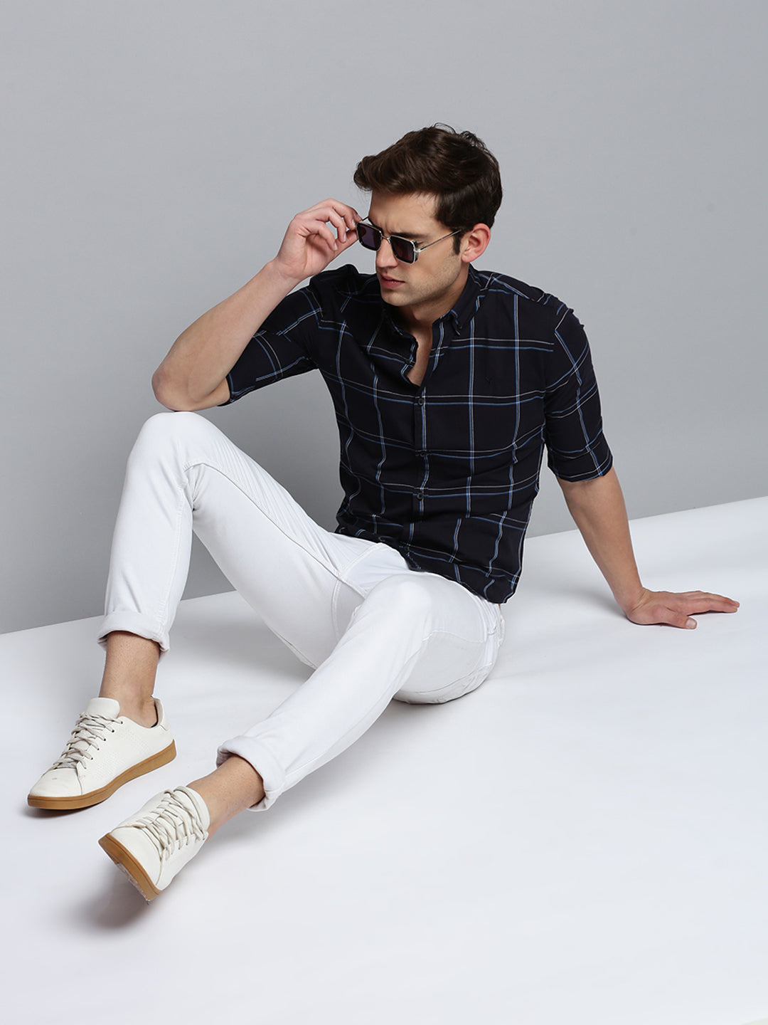 Men's Spread Collar Checked Navy Blue Shirt