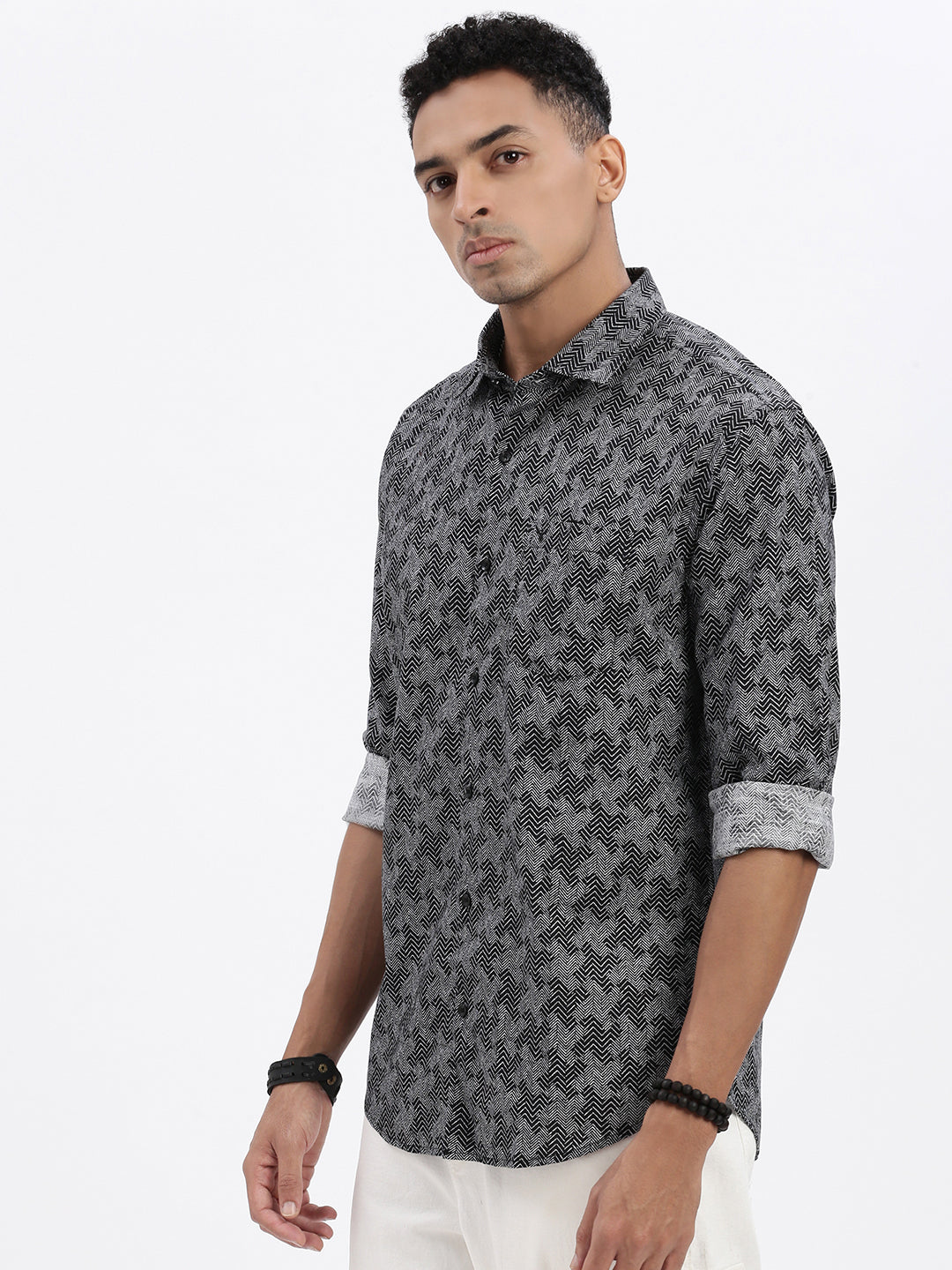 Men Black Geometric Slim Fit Shirt