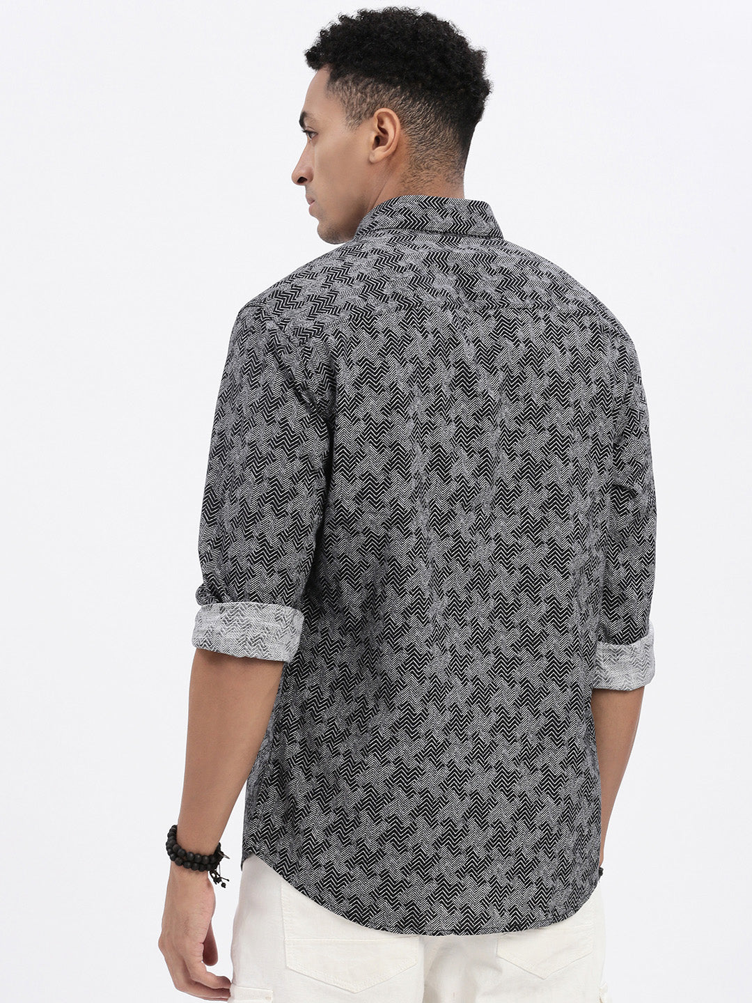 Men Black Geometric Slim Fit Shirt