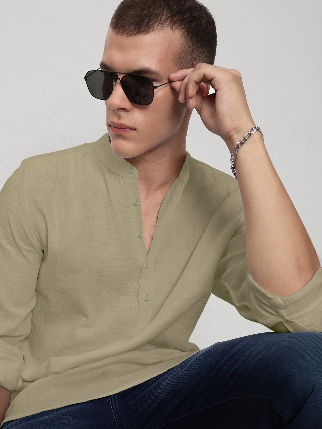 Men's Green Relaxed Fit Mandarin Collar Shirt